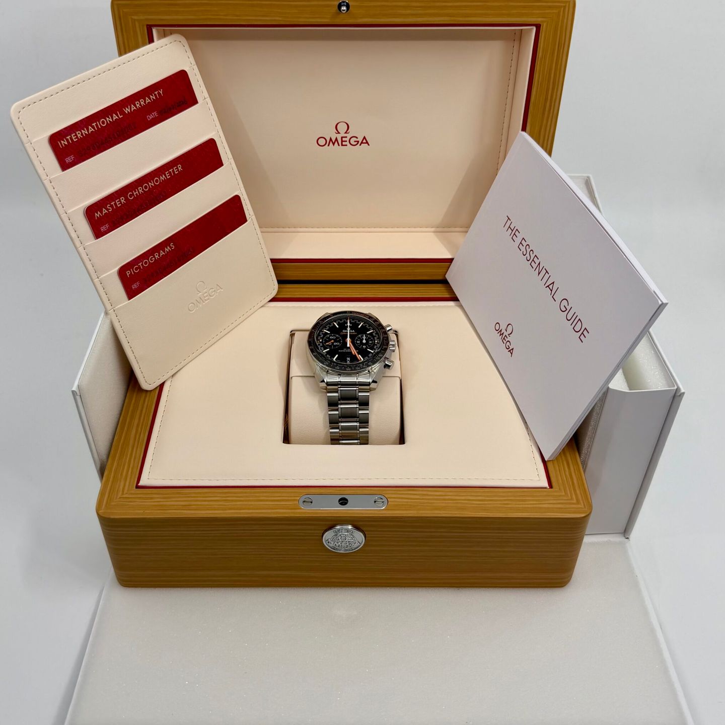 Omega Speedmaster Racing 329.30.44.51.01.002 - (3/8)