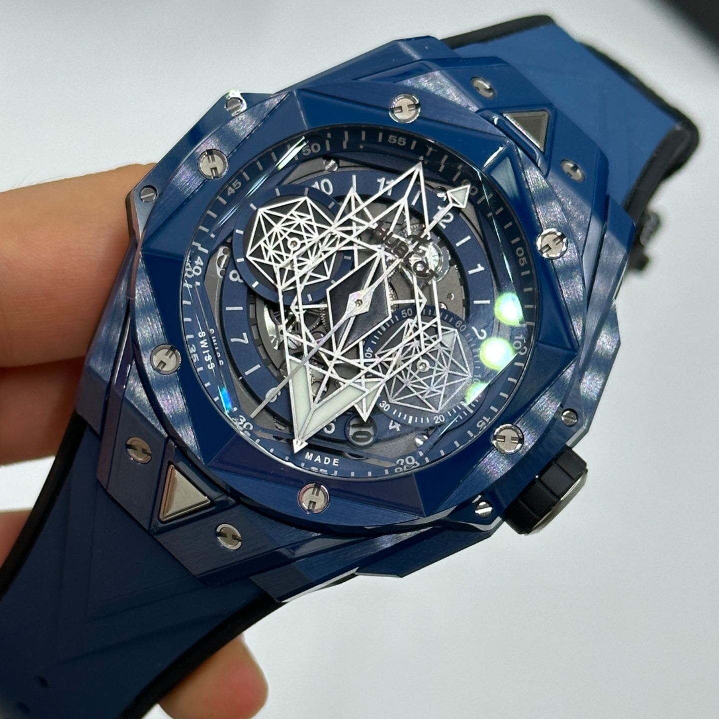 Hublot Big Bang Sang Bleu 418.EX.5107.RX.MXM21 (2024) - Transparant wijzerplaat 45mm Keramiek (3/5)