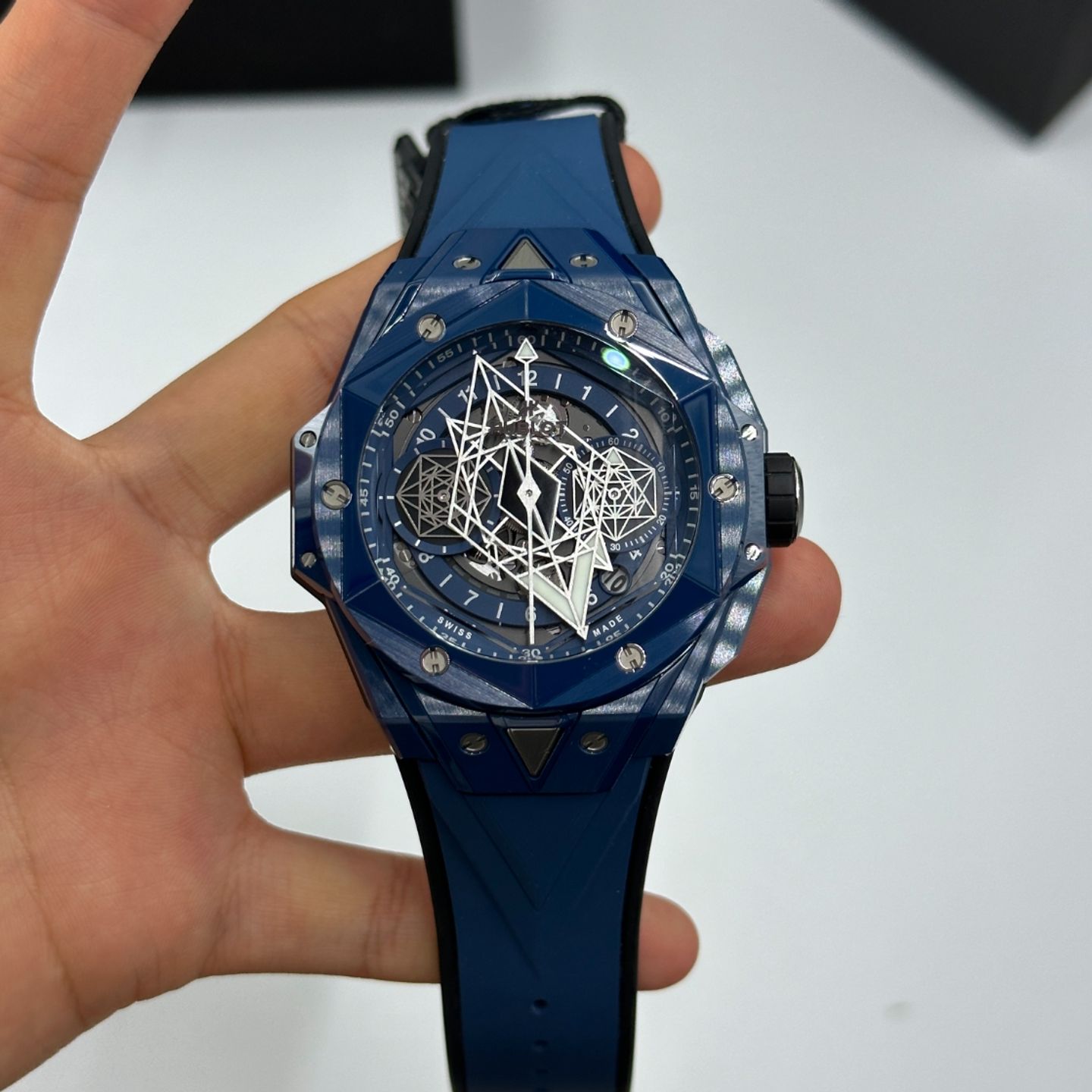 Hublot Big Bang Sang Bleu 418.EX.5107.RX.MXM21 (2024) - Transparant wijzerplaat 45mm Keramiek (2/5)