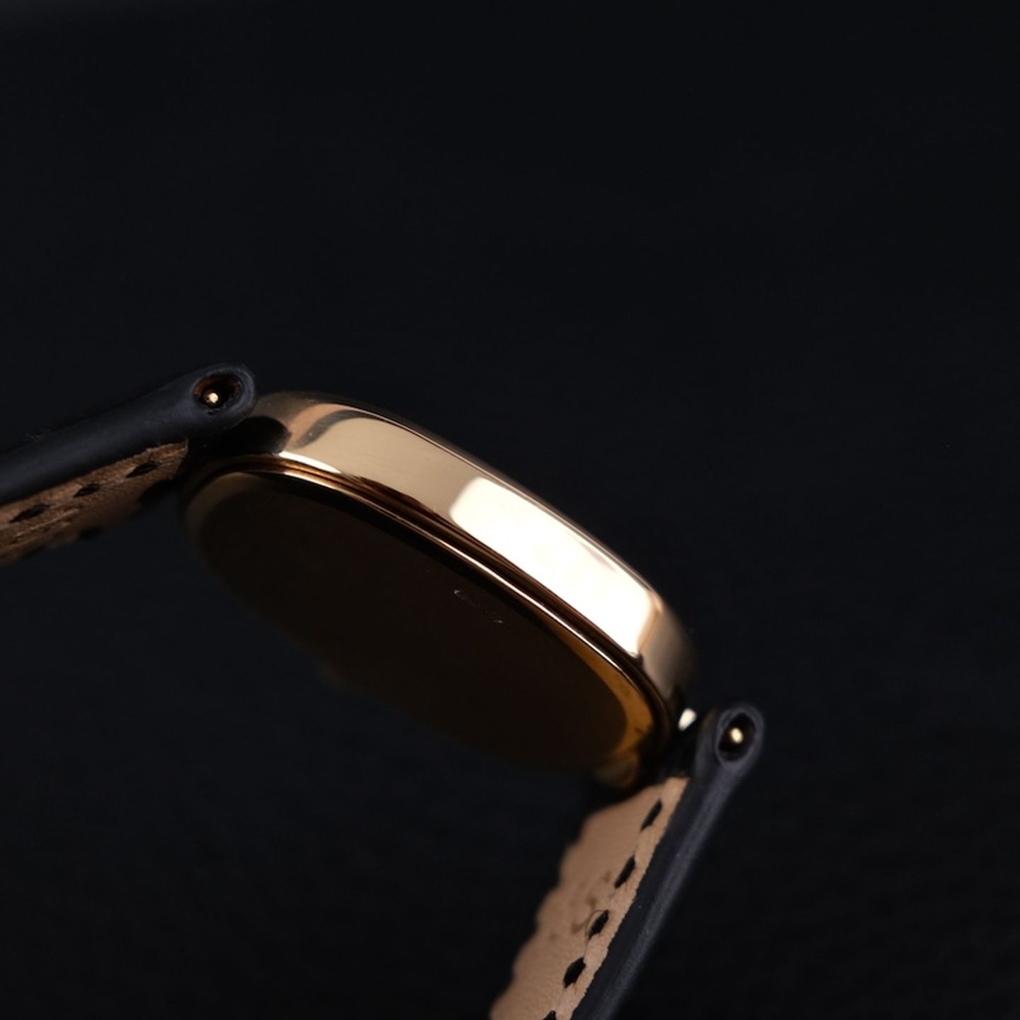 Patek Philippe Golden Ellipse 4826 (Unknown (random serial)) - Blue dial 23 mm Yellow Gold case (7/8)