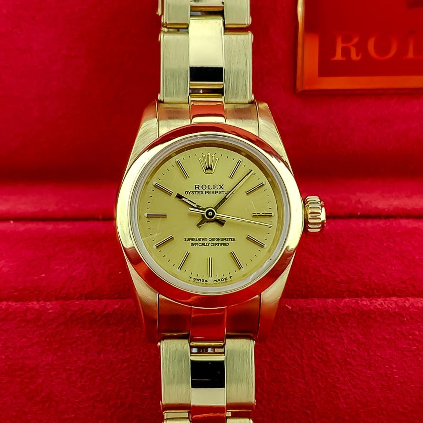 Rolex Oyster Perpetual 67188 (1996) - 24 mm Yellow Gold case (1/8)