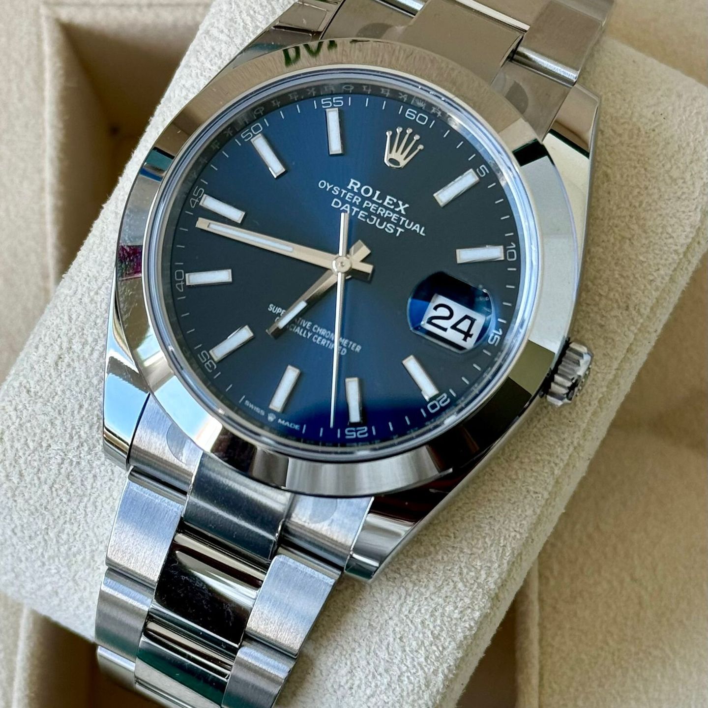 Rolex Datejust 41 126300 (2024) - Blauw wijzerplaat 41mm Staal (3/7)