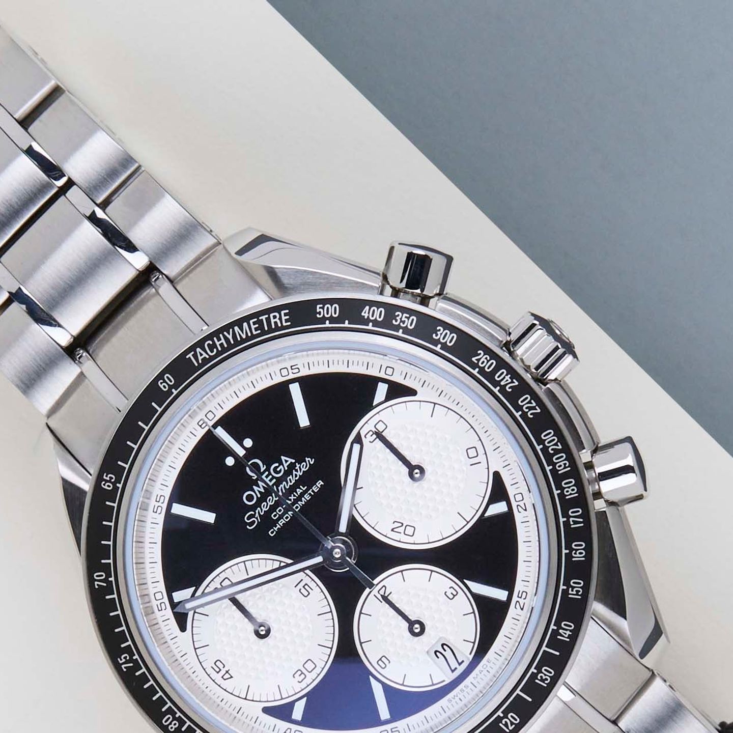 Omega Speedmaster Racing 326.30.40.50.01.002 - (3/8)