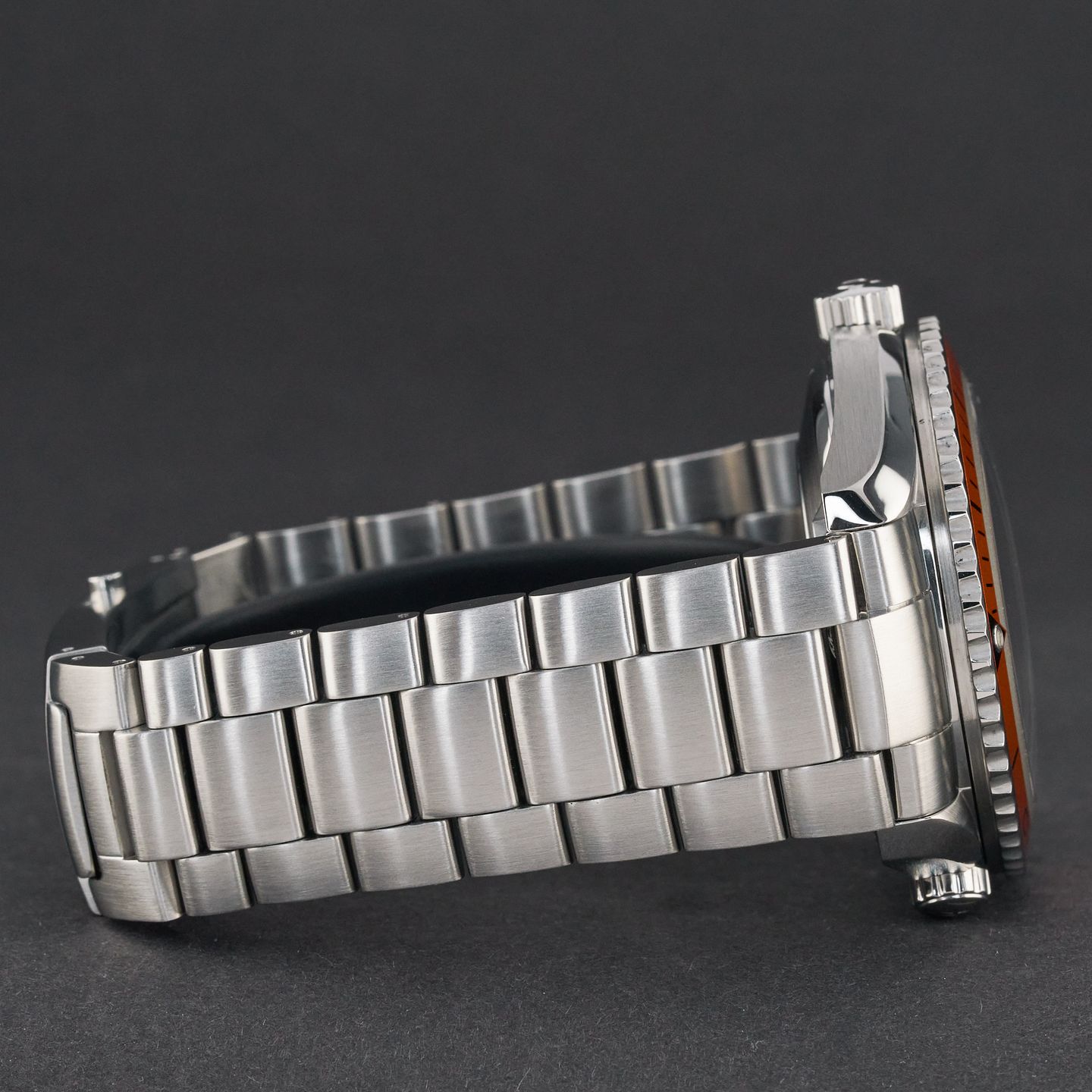 Omega Seamaster Planet Ocean 2208.50 (2009) - Black dial Steel case (6/8)