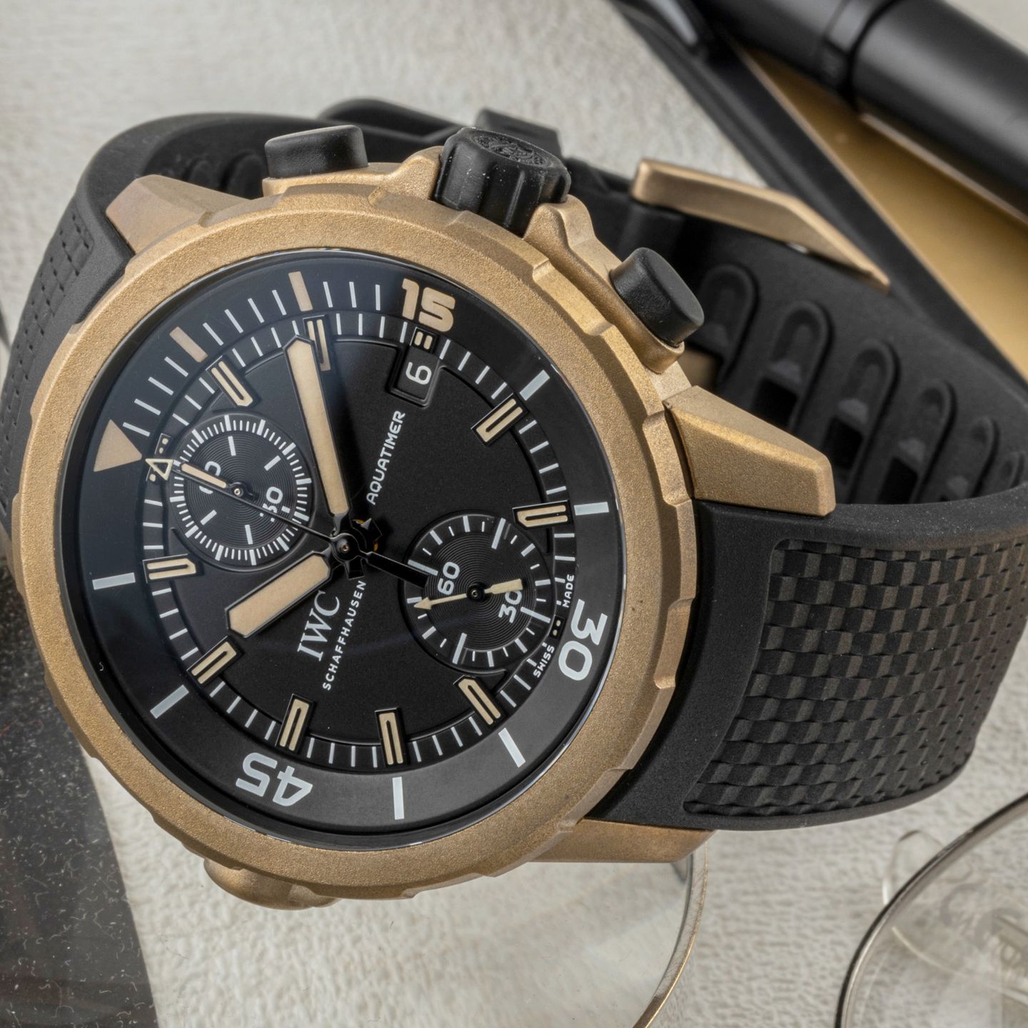 IWC Aquatimer Chronograph IW379503 (Onbekend (willekeurig serienummer)) - Zwart wijzerplaat 43mm Brons (2/8)