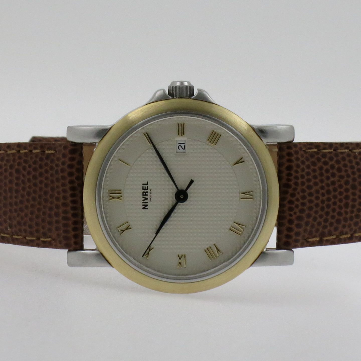 Nivrel Héritage N811.001 (Unknown (random serial)) - White dial 30 mm Gold/Steel case (1/4)