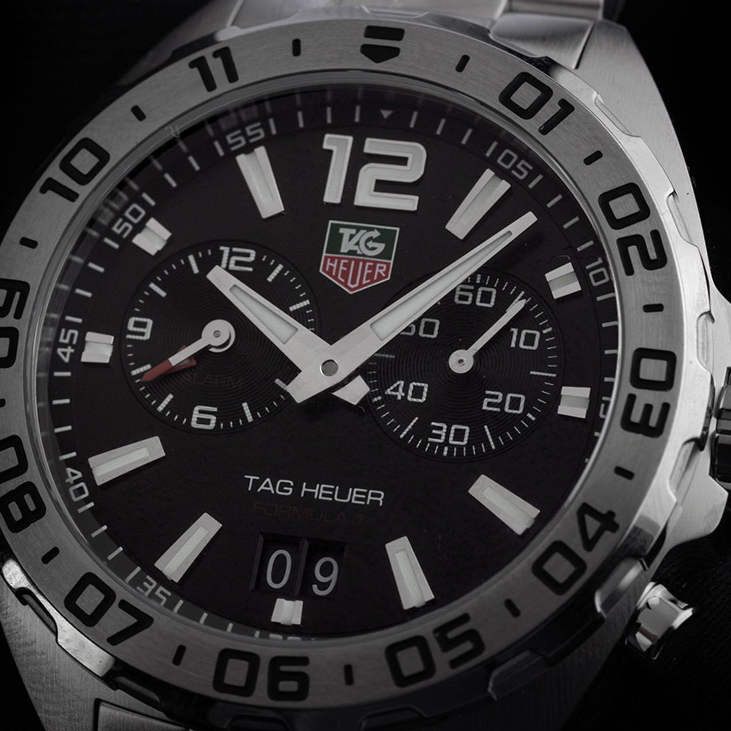 TAG Heuer Formula 1 Quartz WAZ111A.BA0875 (2025) - Black dial 41 mm Steel case (3/7)