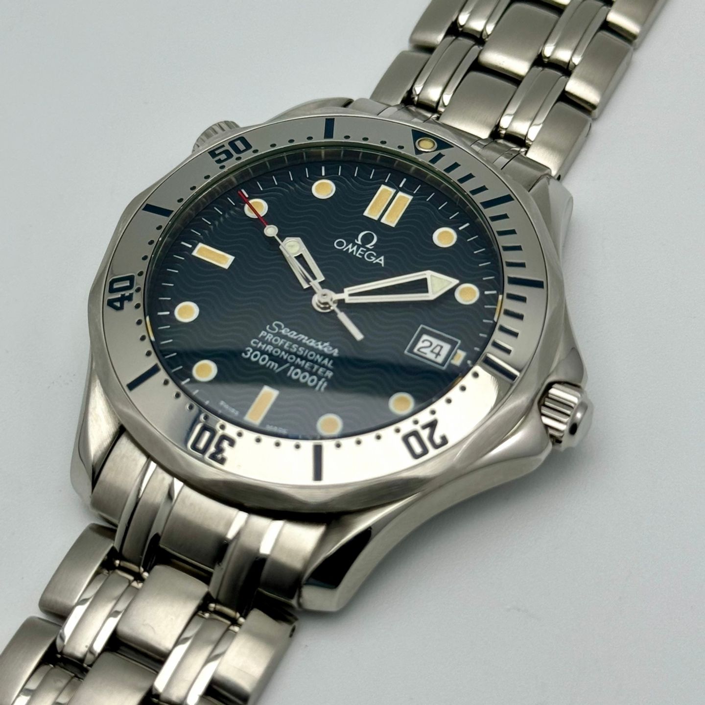 Omega Seamaster Diver 300 M 2532.80.00 (1997) - Blauw wijzerplaat 41mm Staal (5/10)