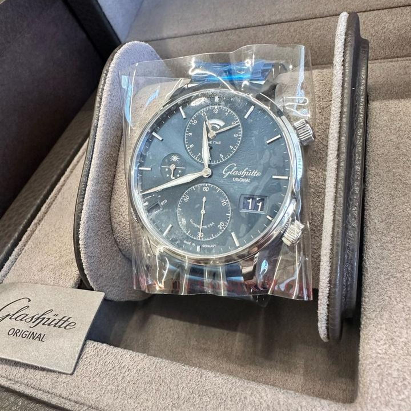 Glashütte Original Senator Cosmopolite 1-89-02-05-02-70 - (7/10)