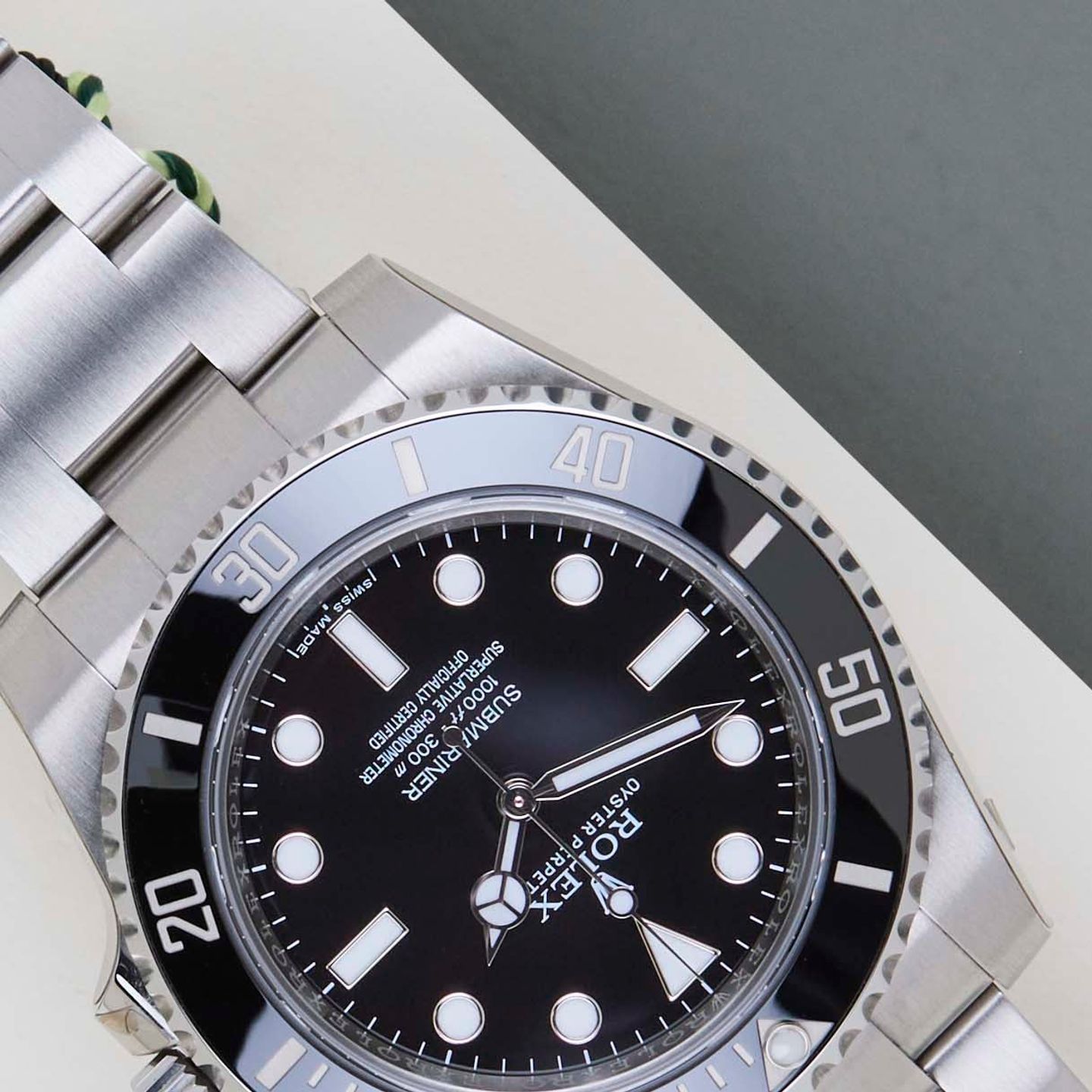 Rolex Submariner No Date 114060 (2016) - Black dial 40 mm Steel case (4/8)