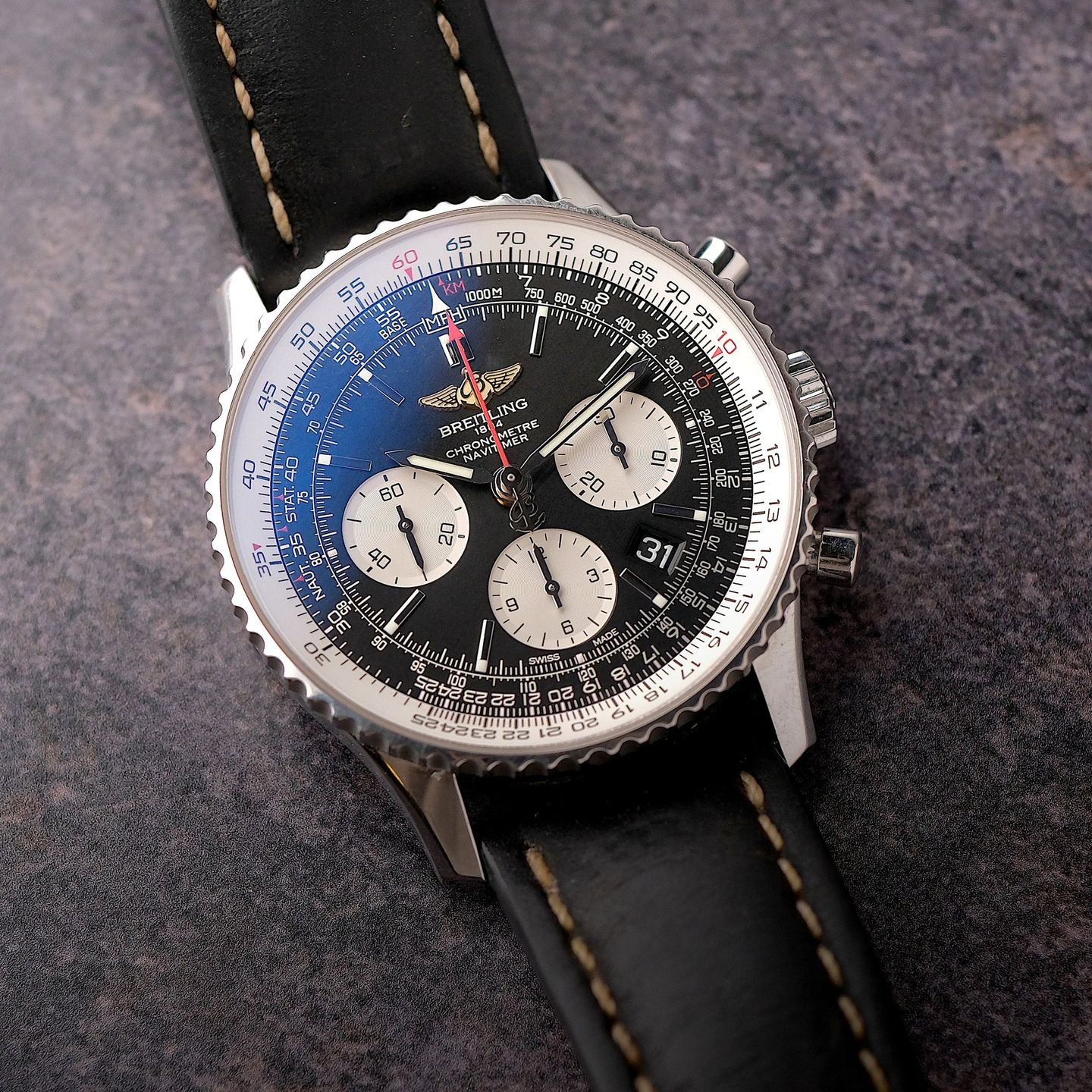 Breitling Navitimer 01 AB0120 (Unknown (random serial)) - Black dial 43 mm Steel case (1/8)