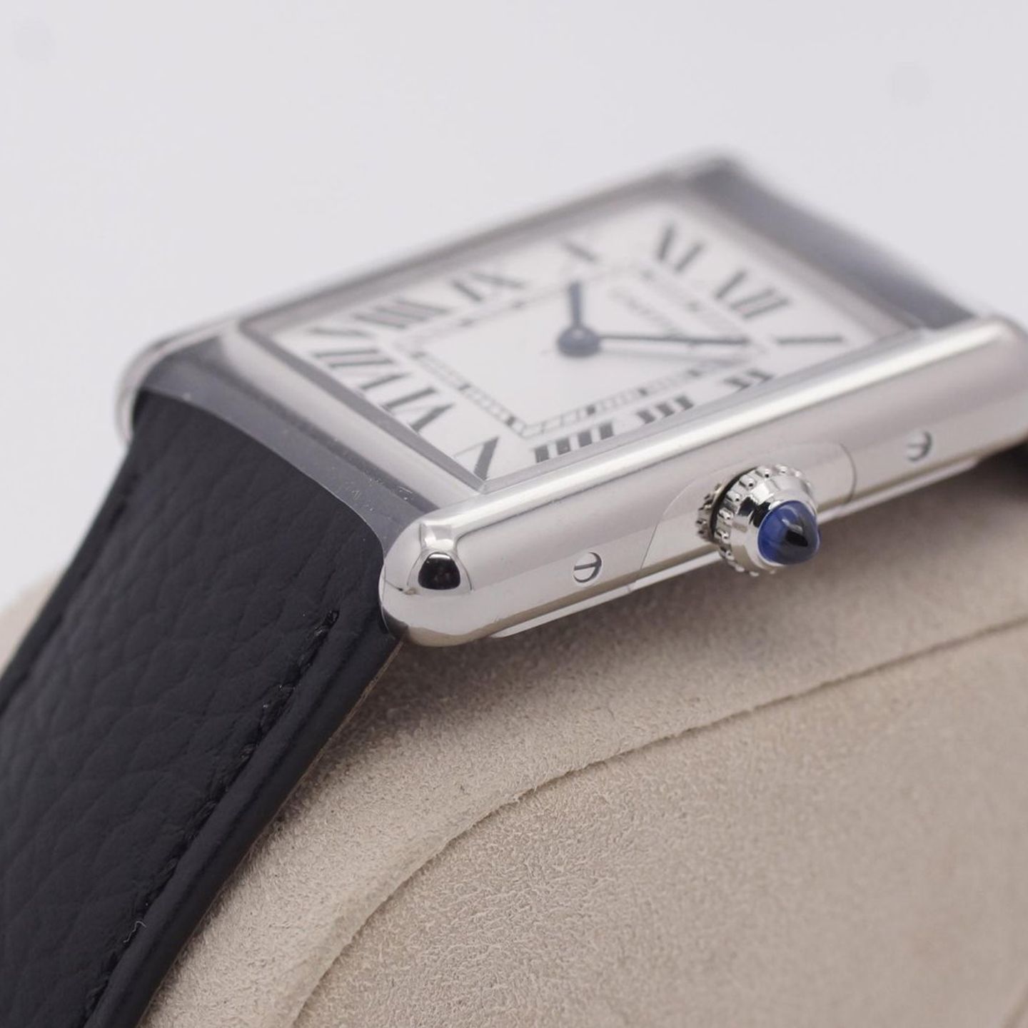 Cartier Tank WSTA0109 (2025) - Silver dial 26 mm Steel case (7/8)