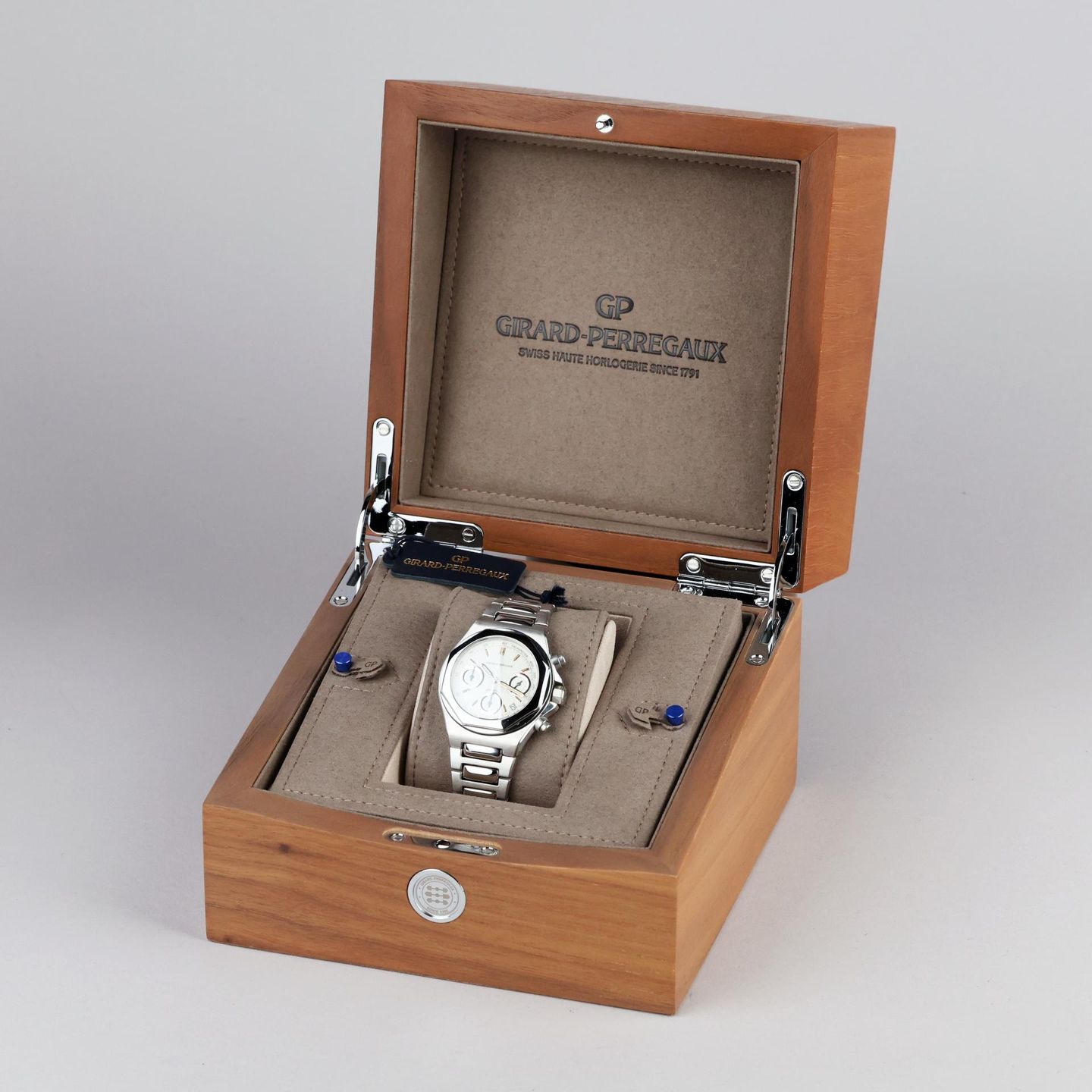 Girard-Perregaux Laureato 8017 - (7/7)