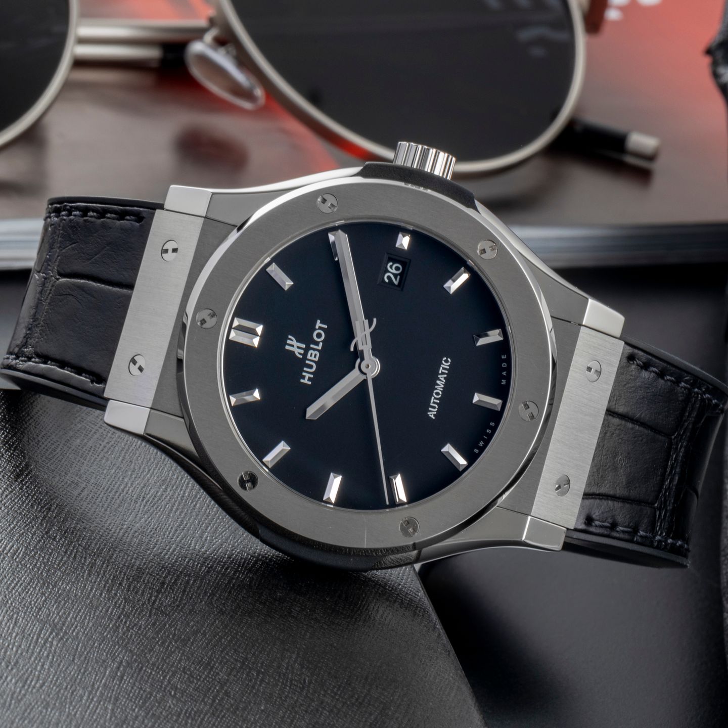 Hublot Classic Fusion 542.NX.1171.LR (Unknown (random serial)) - Black dial 42 mm Titanium case (2/8)
