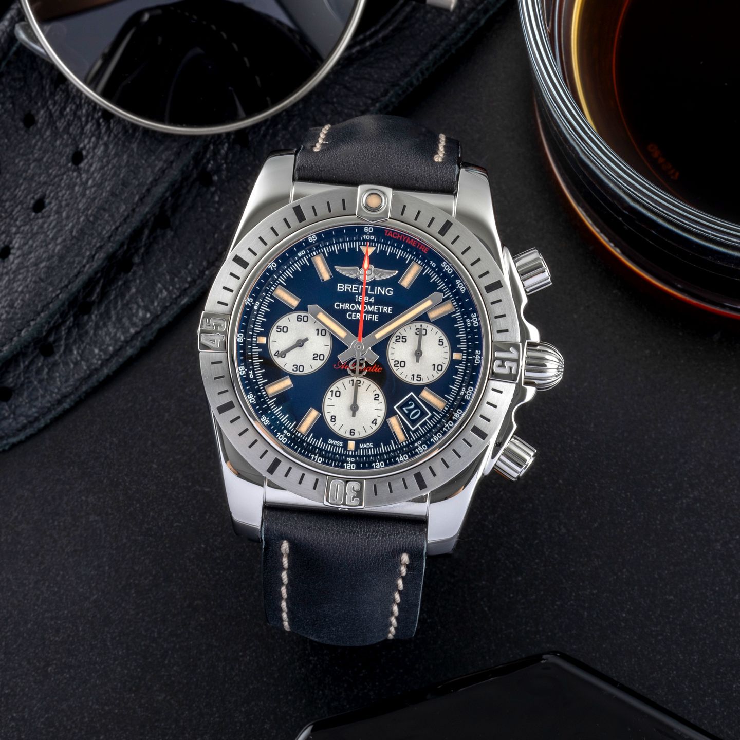 Breitling Chronomat 44 Airborne AB01154G/BD13 (2014) - Black dial 44 mm Steel case (1/8)