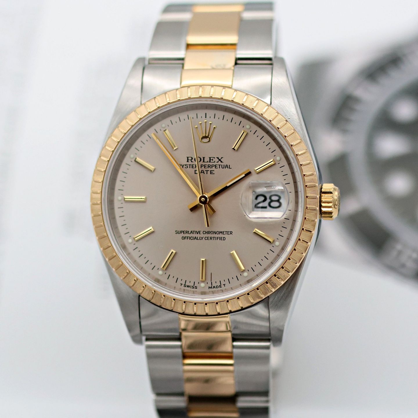 Rolex Oyster Perpetual Date 15233 - (4/8)