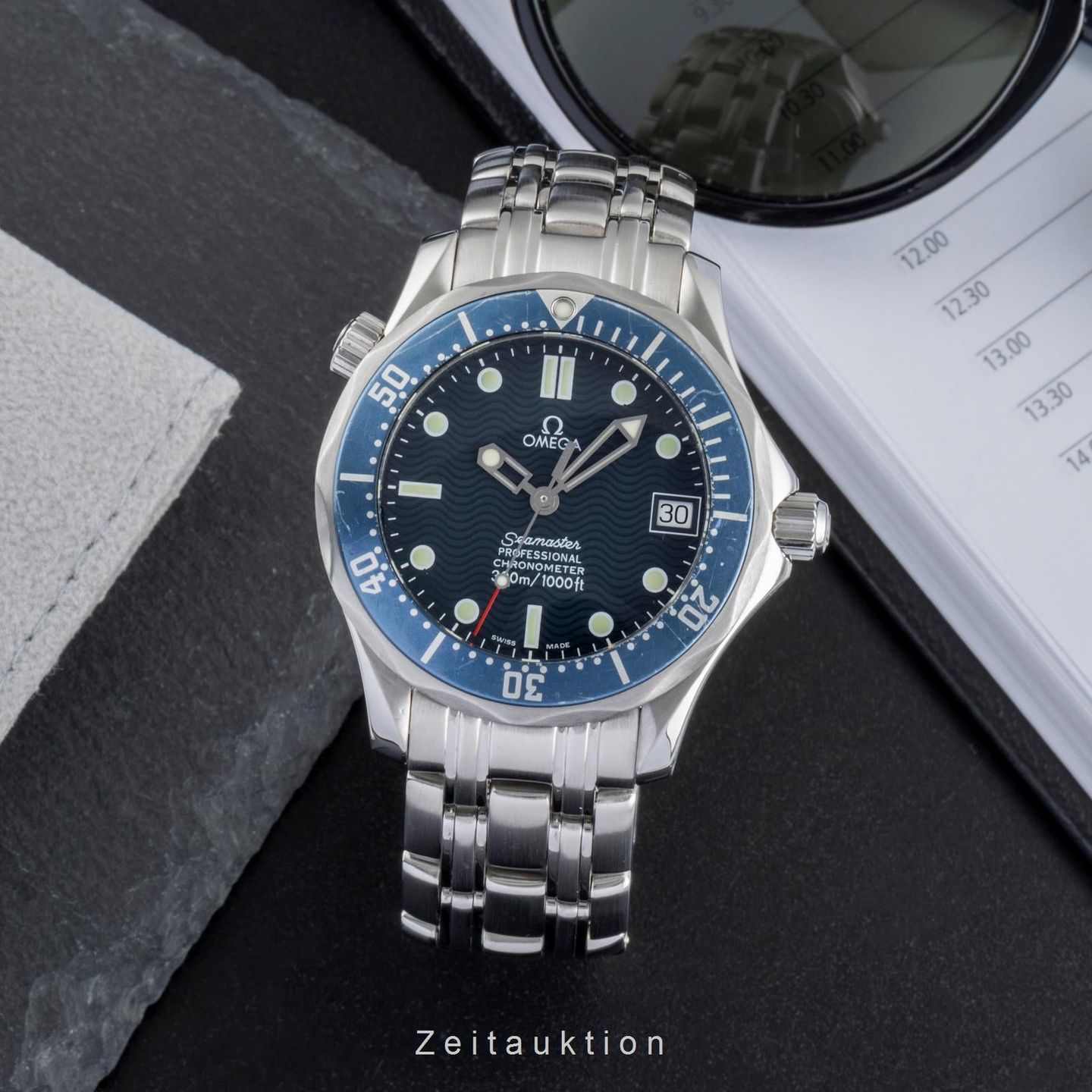 Omega Seamaster Diver 300 M 2551.80.00 (2006) - Blue dial 36 mm Steel case (3/8)