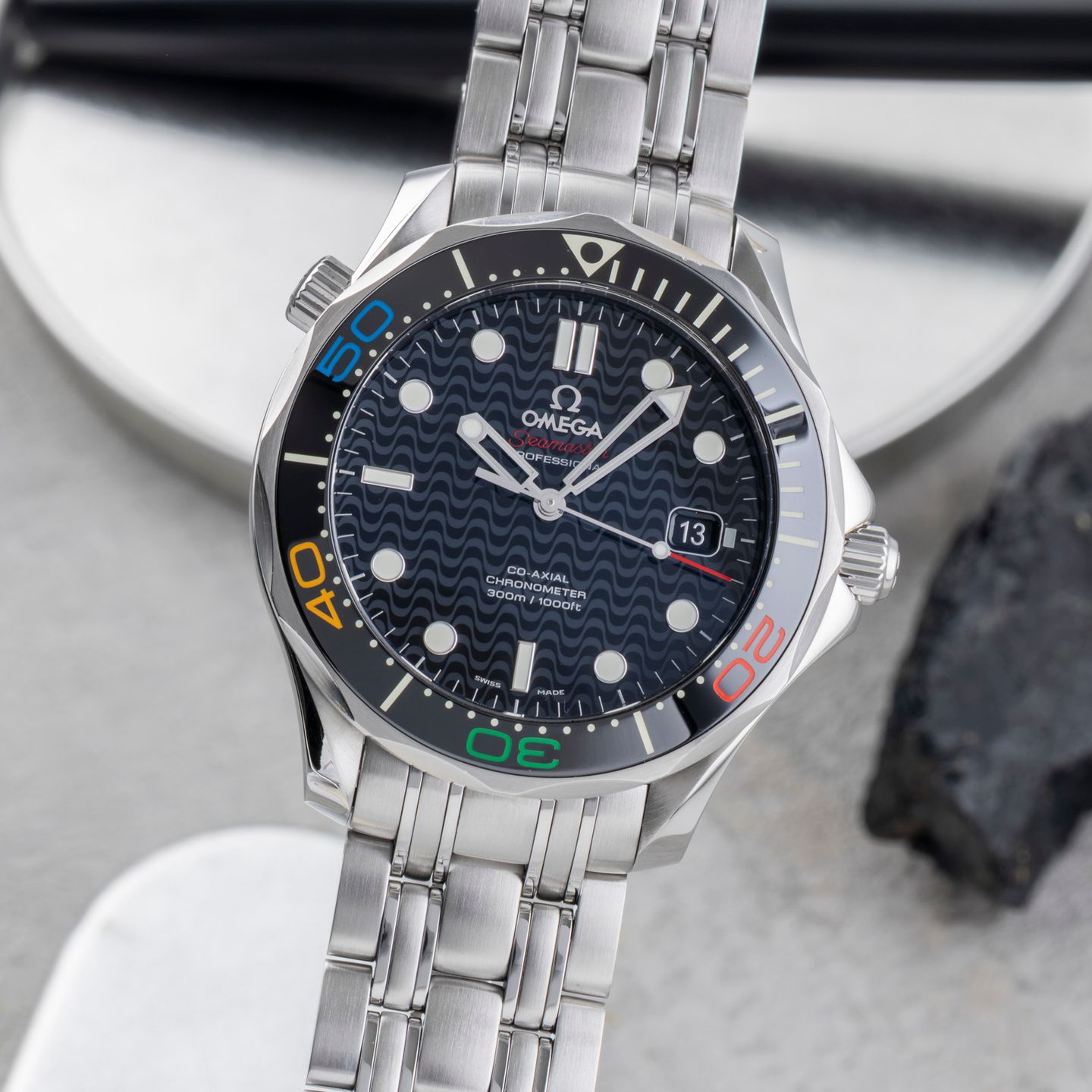 Omega Seamaster Diver 300 M 522.30.41.20.01.001 (Unknown (random serial)) - Black dial 41 mm Steel case (3/8)