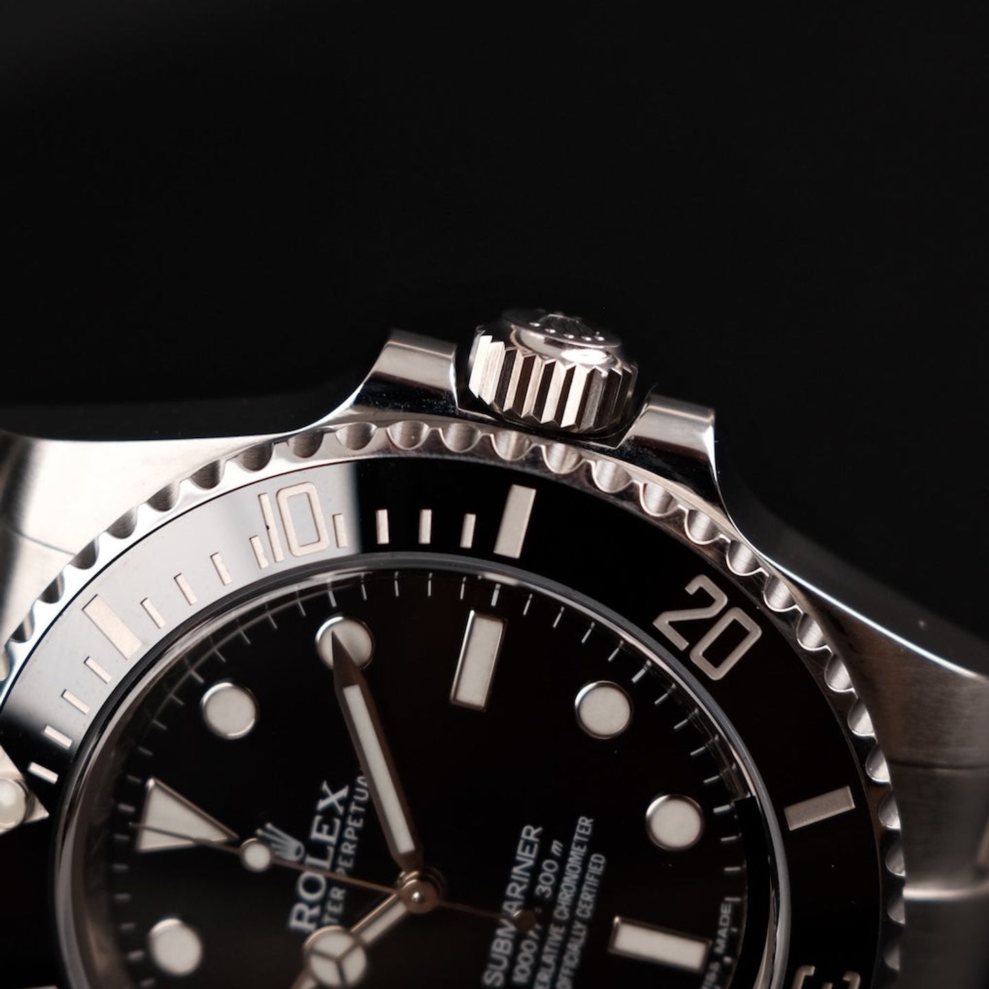 Rolex Submariner No Date 114060 (2013) - Zwart wijzerplaat 40mm Staal (3/8)