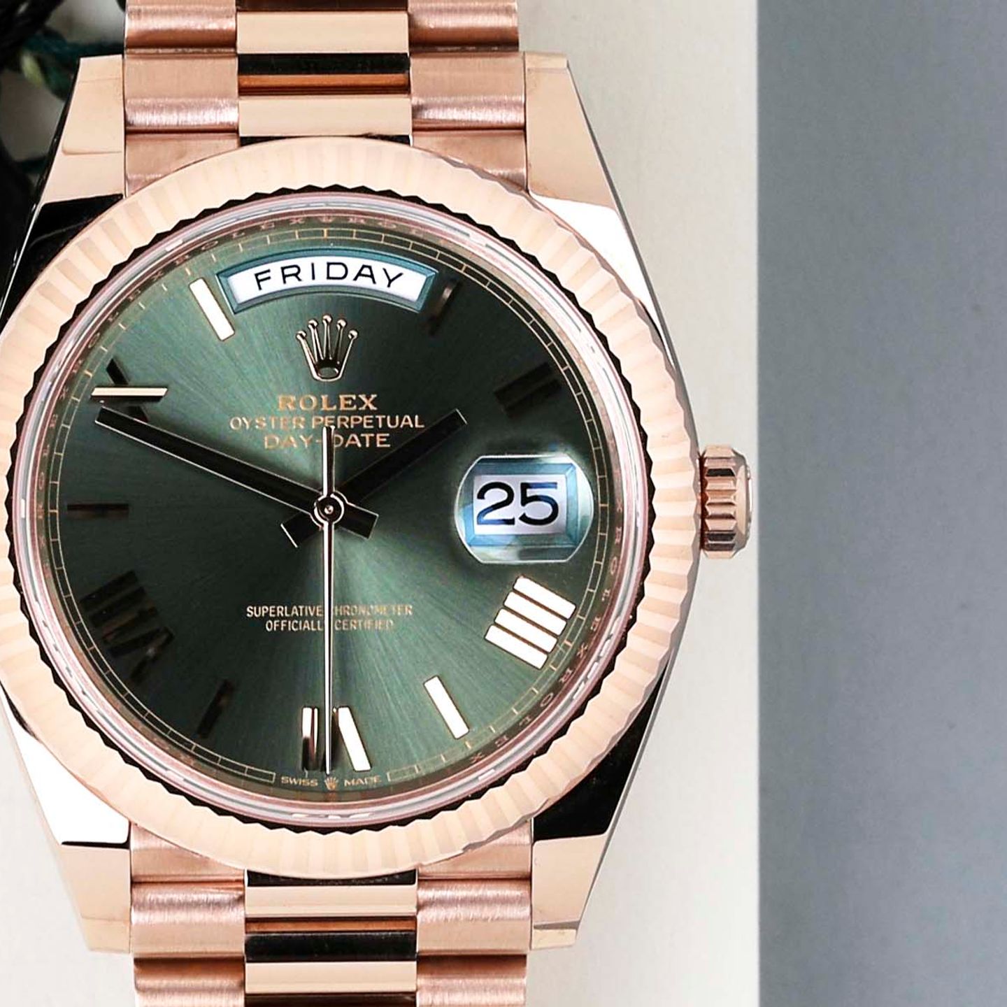 Rolex Day-Date 40 228235 (2024) - 40mm Roségoud (5/8)