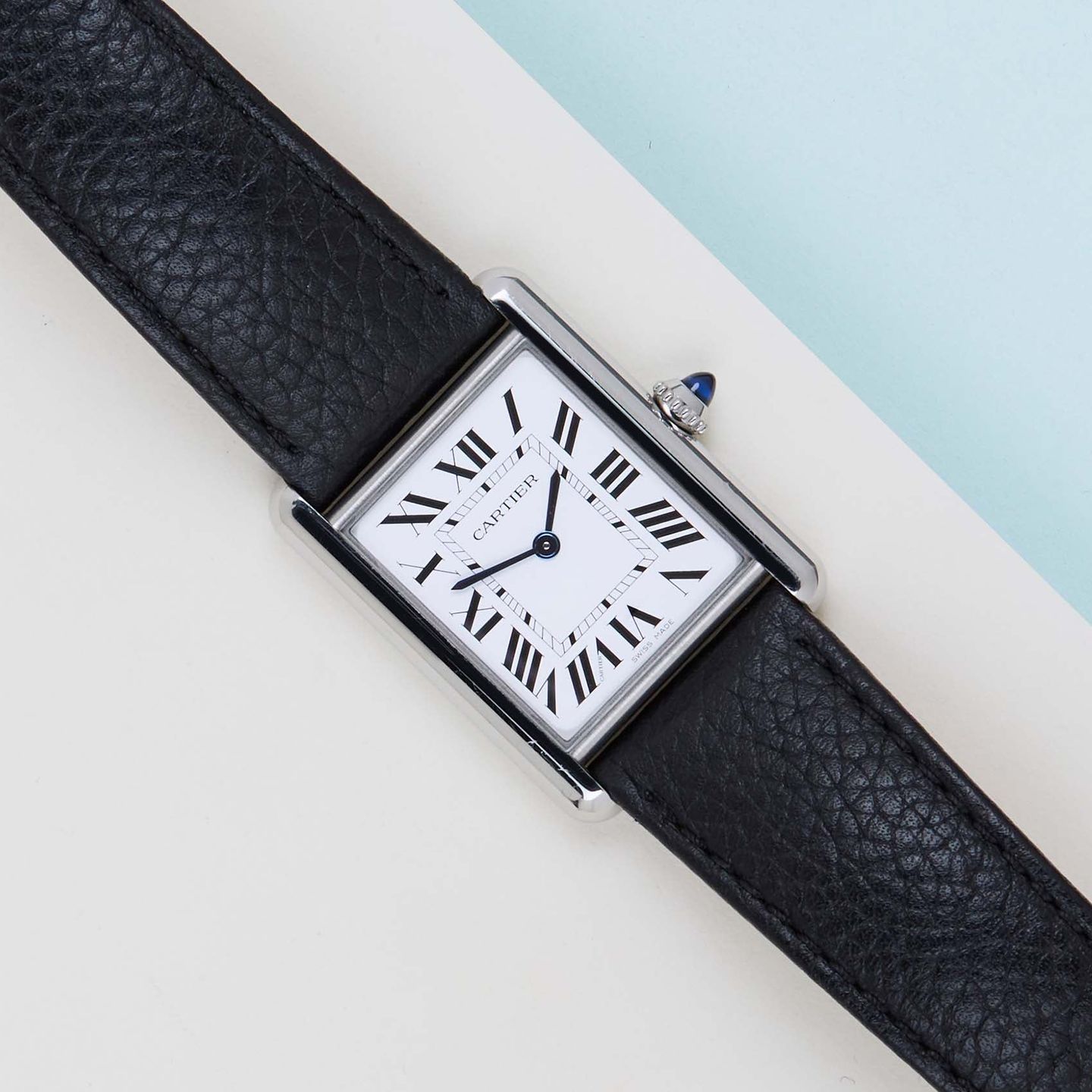 Cartier Tank WSTA0041 (2023) - Wit wijzerplaat 34mm Staal (1/8)