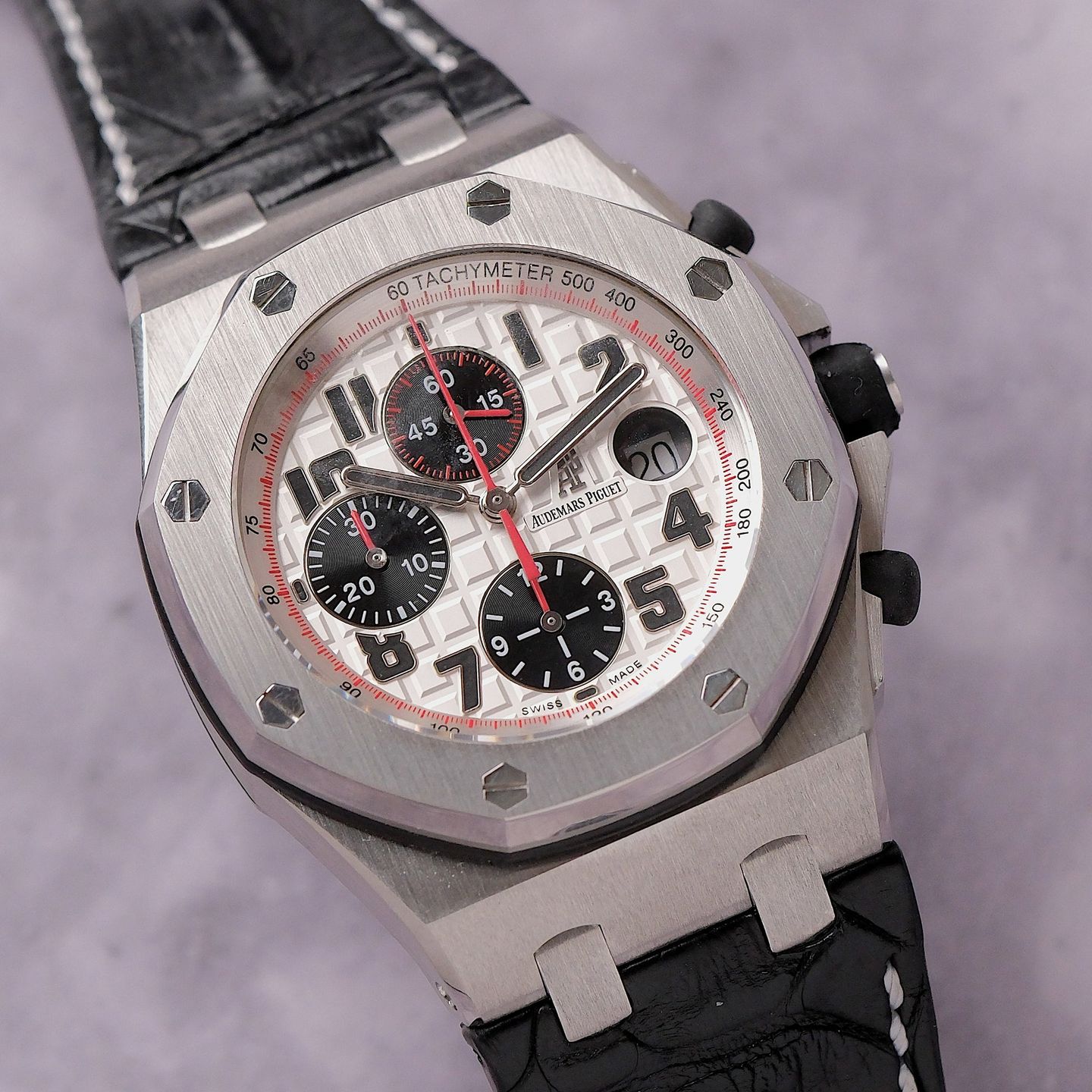 Audemars Piguet Royal Oak Offshore Chronograph Volcano 26170ST.OO.D101CR.02 - (1/7)