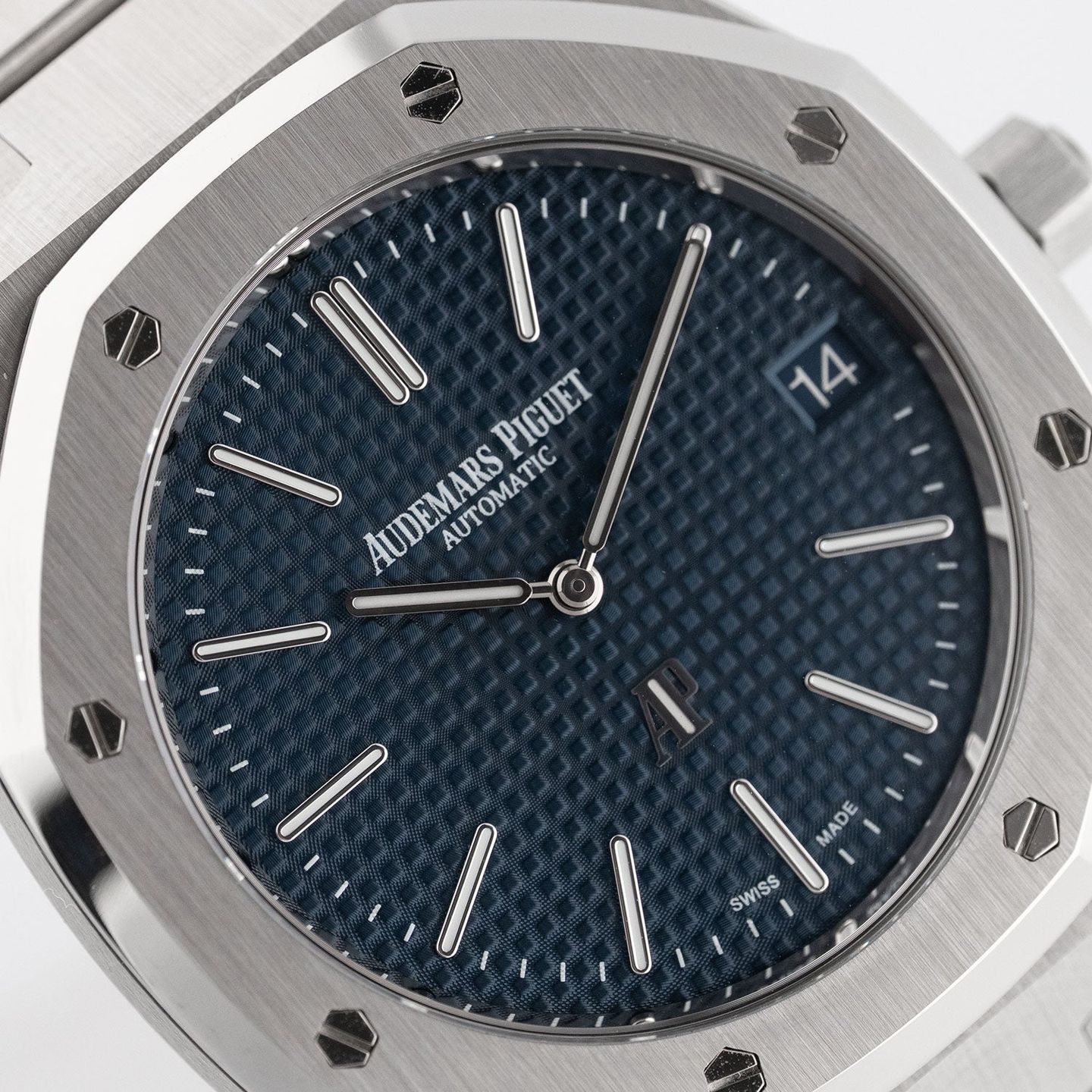 Audemars Piguet Royal Oak Jumbo 16202ST.OO.1240ST.02 - (3/8)