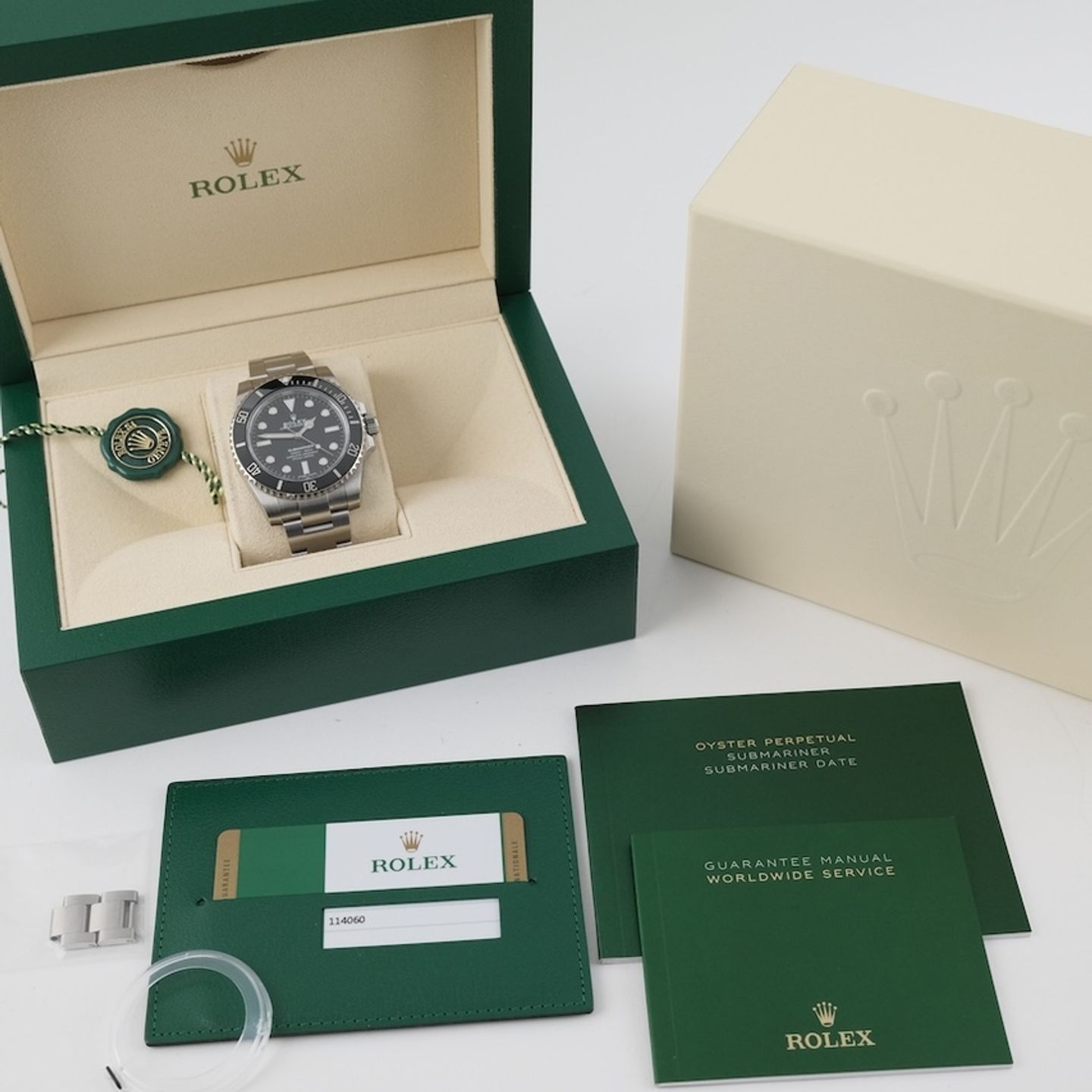 Rolex Submariner No Date 114060 (2019) - Black dial 40 mm Steel case (8/8)