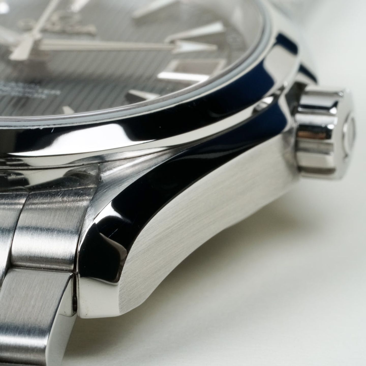 Omega Seamaster Aqua Terra 231.10.39.21.01.001 (2012) - Black dial 39 mm Steel case (6/8)