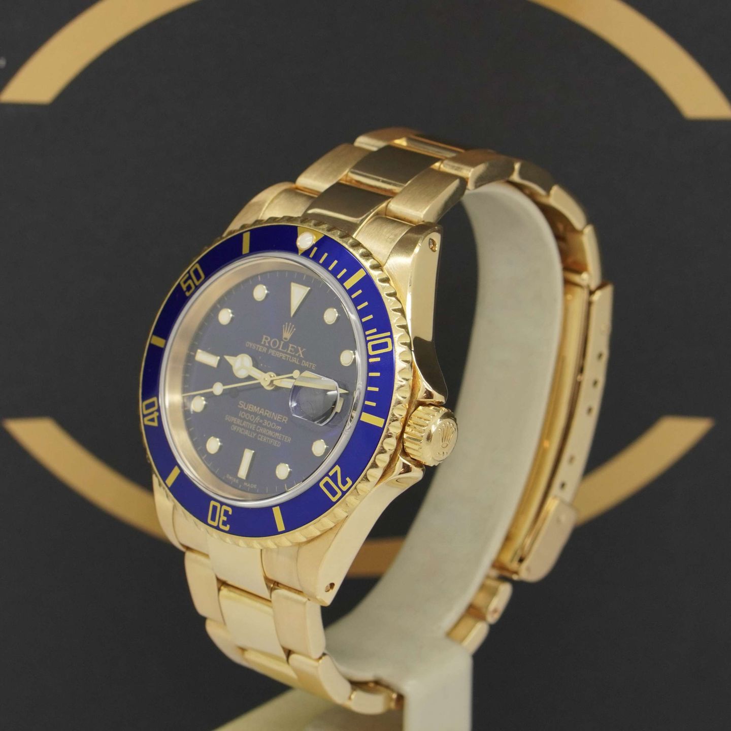 Rolex Submariner Date 16618 (2001) - Paars wijzerplaat 40mm Geelgoud (3/6)