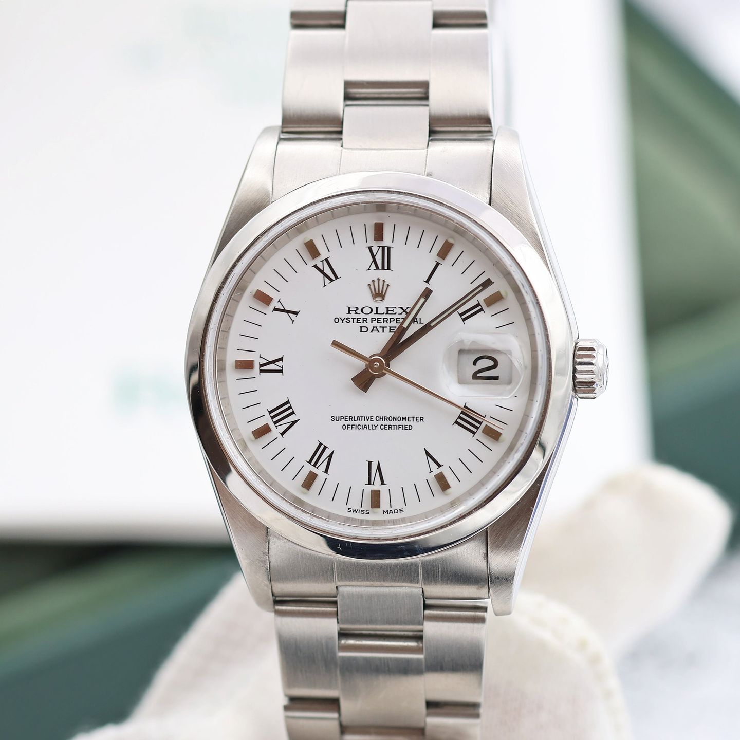 Rolex Oyster Perpetual Date 15200 - (4/8)