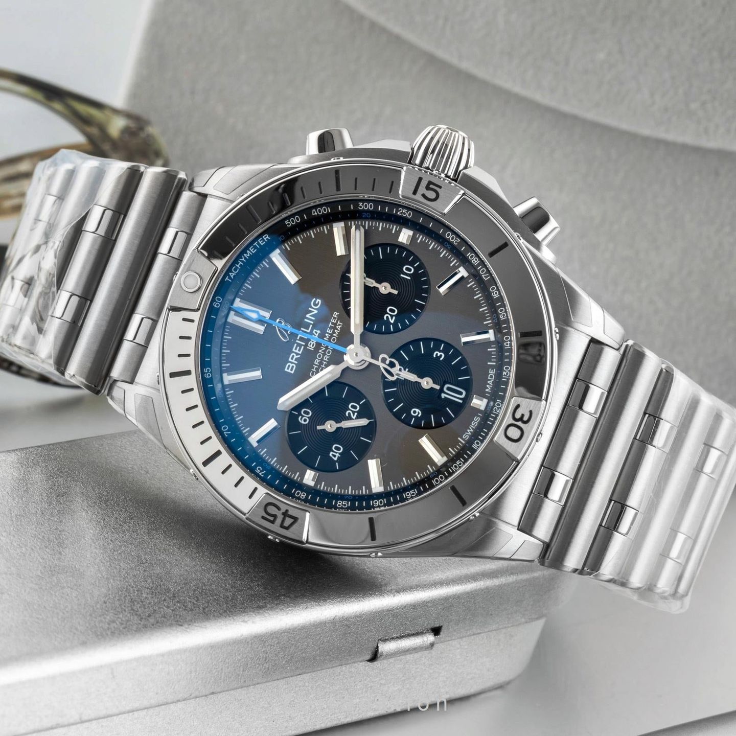 Breitling Chronomat 42 EB0134101M1E1 - (2/8)
