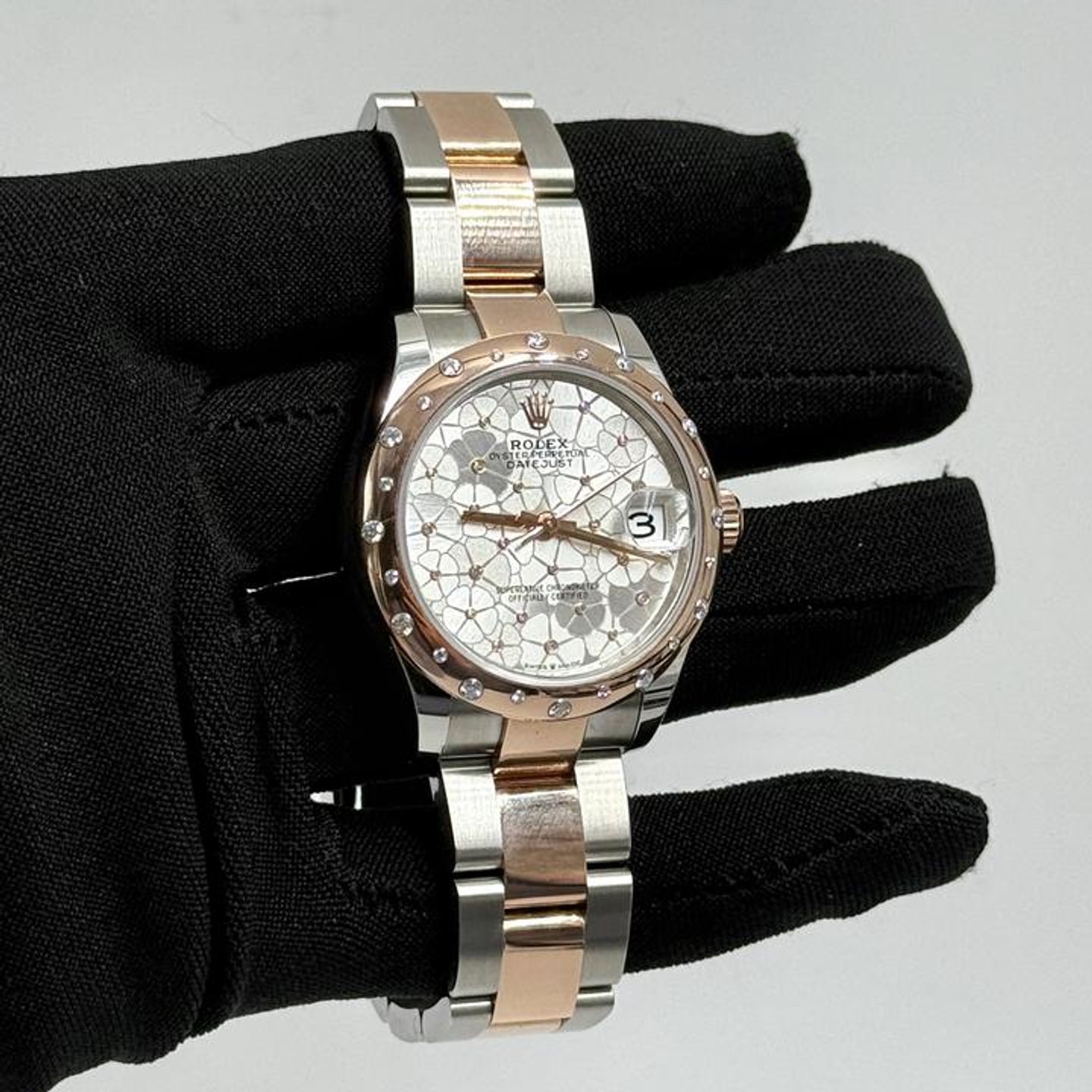 Rolex Datejust 278341RBR (2025) - Silver dial 31 mm Steel case (4/10)