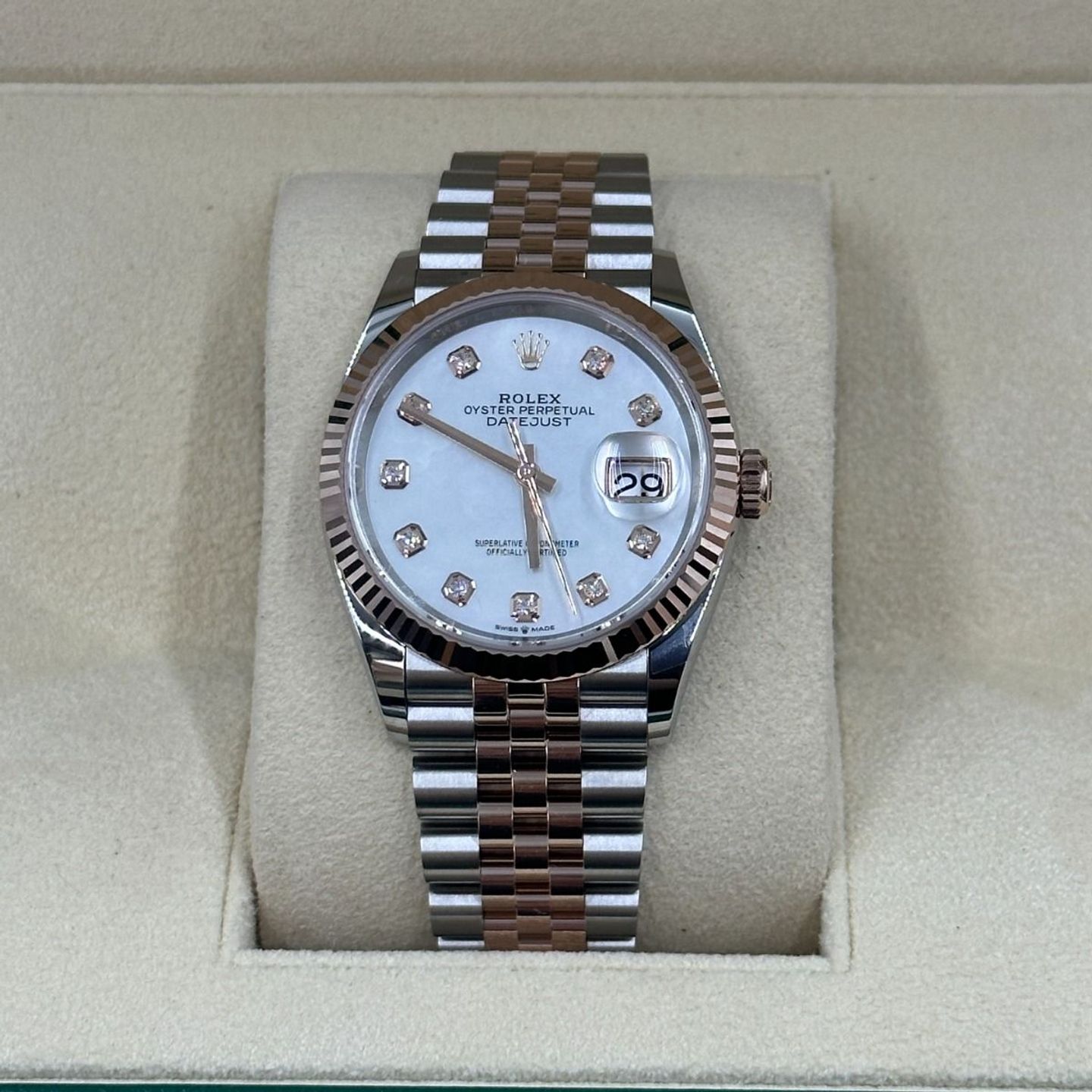 Rolex Datejust 36 126231 (2024) - Pearl dial 36 mm Steel case (5/8)