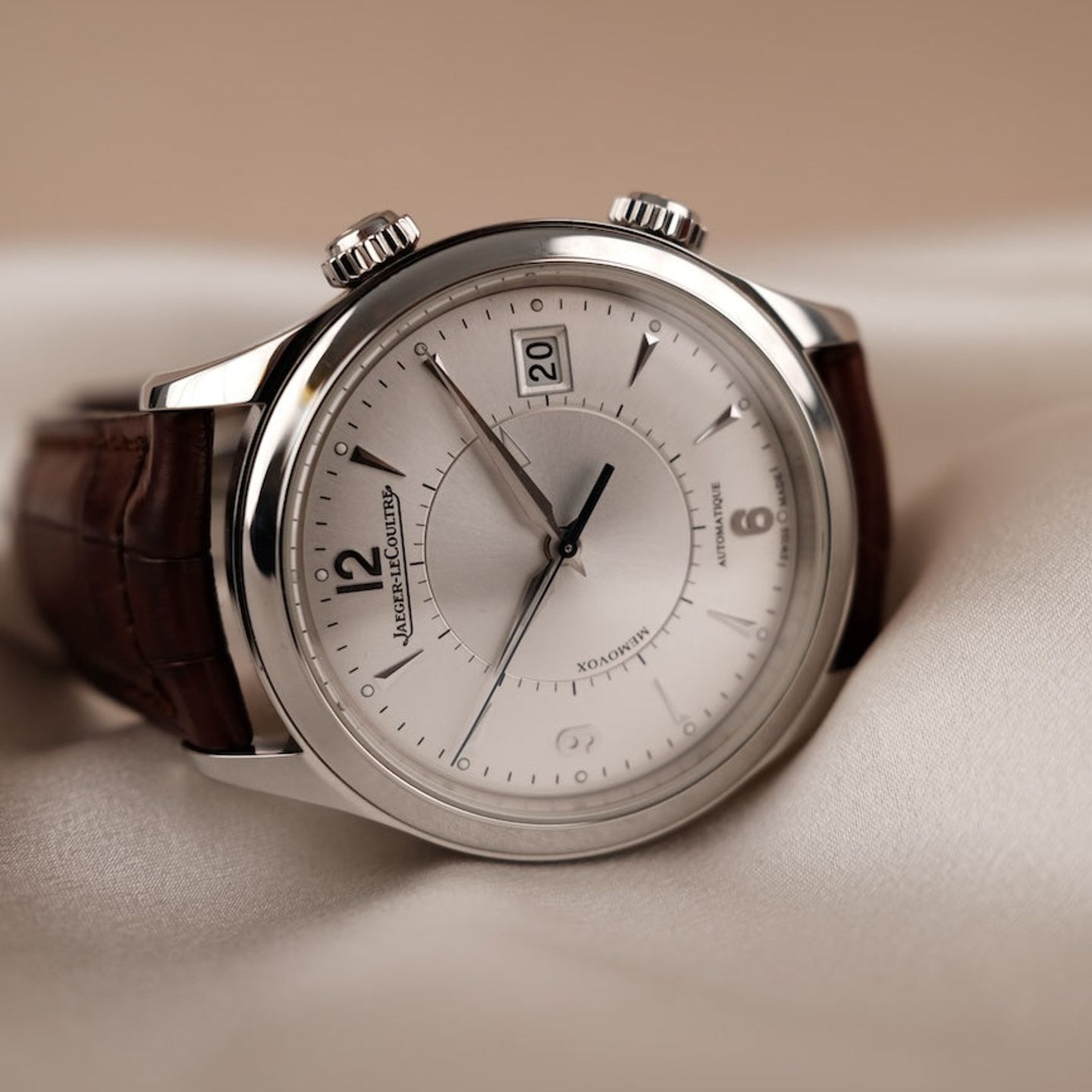 Jaeger-LeCoultre Master Memovox Q1418430 (2014) - Zilver wijzerplaat 40mm Staal (4/8)