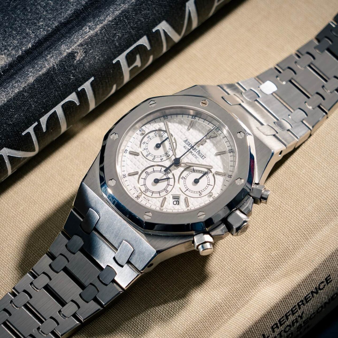 Audemars Piguet Royal Oak Chronograph 25860ST (2003) - Silver dial 39 mm Steel case (4/5)