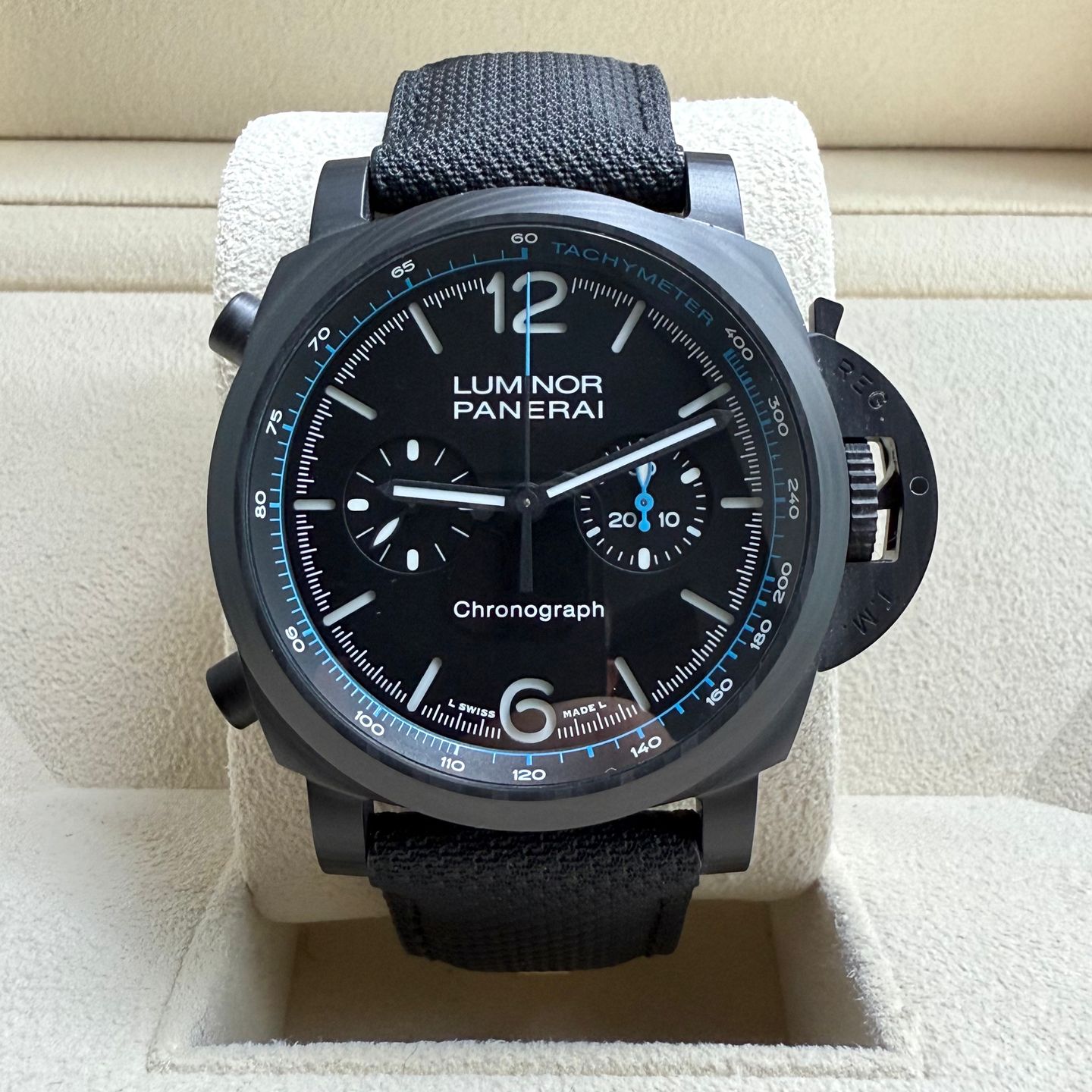 Panerai Luminor 1950 PAM01219 - (2/36)