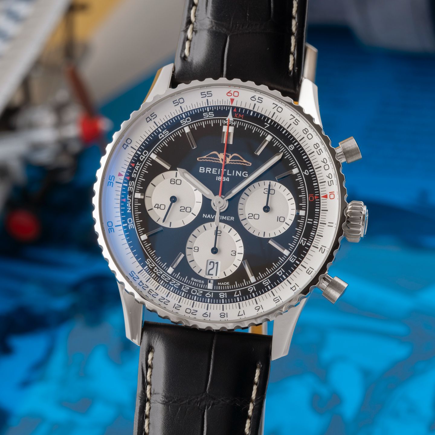 Breitling Navitimer 1 B01 Chronograph AB0138211B1P1 (2020) - Zwart wijzerplaat 43mm Staal (3/8)