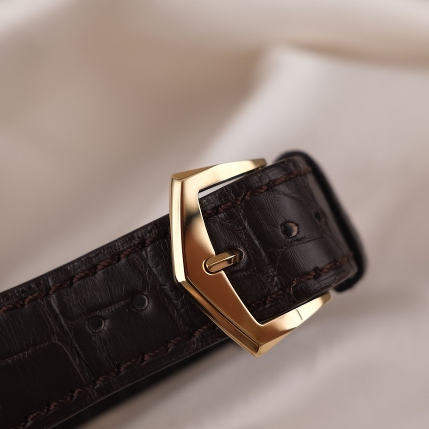 Patek Philippe Calatrava 5117R (2006) - White dial 38 mm Rose Gold case (3/8)