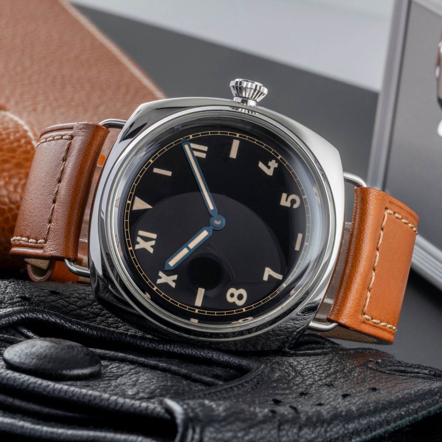 Panerai Special Editions PAM00249 (Unknown (random serial)) - Black dial 47 mm Steel case (2/8)