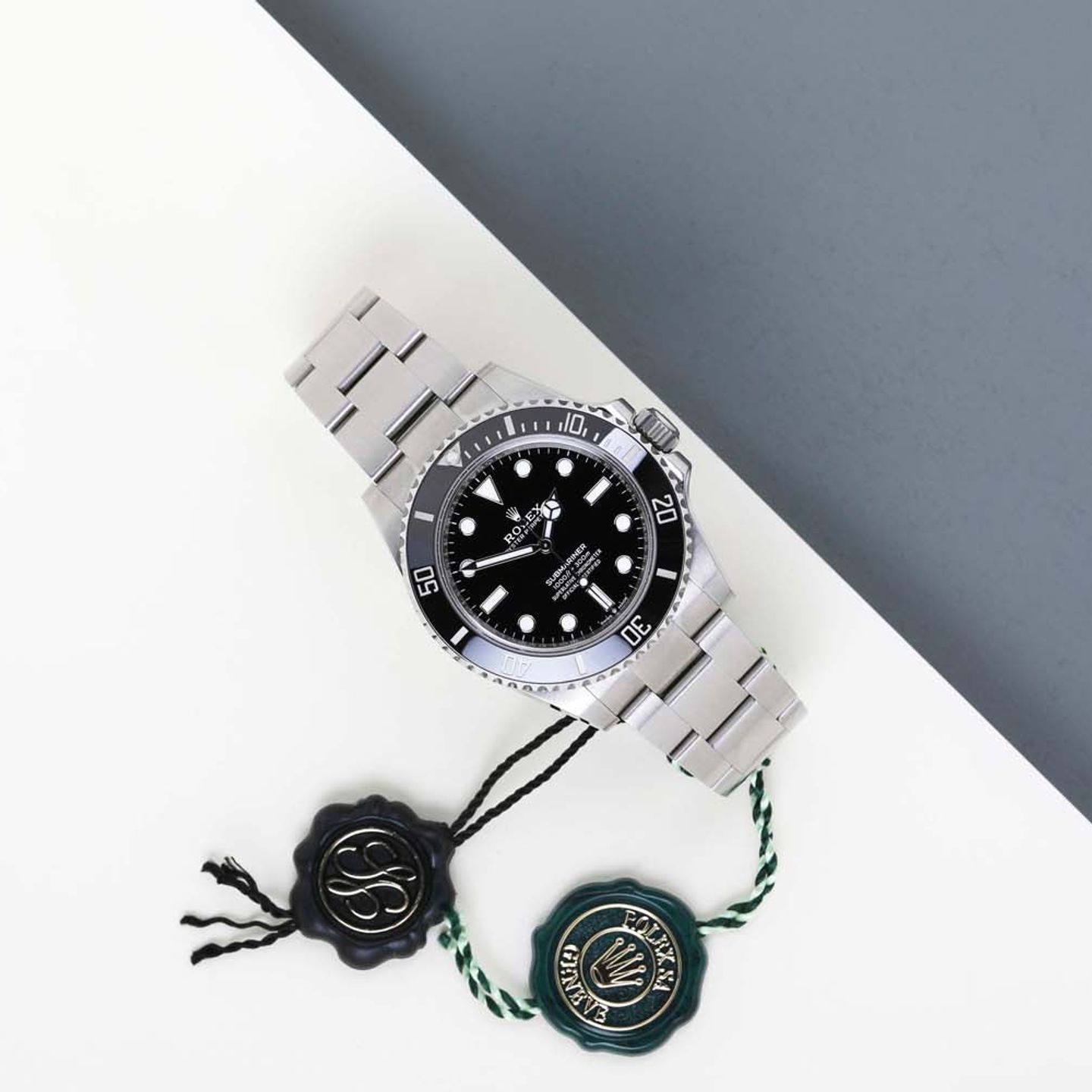 Rolex Submariner No Date 124060 (2024) - Zwart wijzerplaat 41mm Staal (2/8)