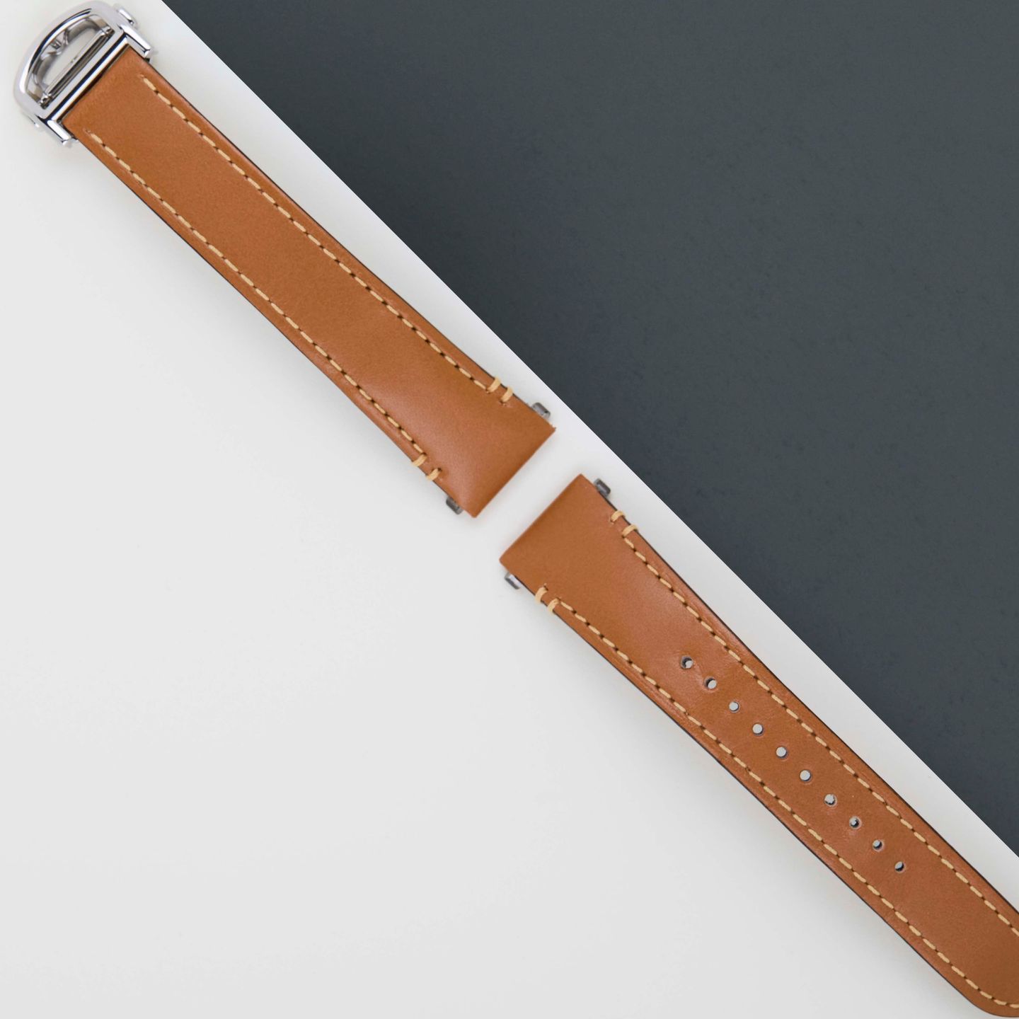 Cartier Santos WSSA0029 (2025) - Silver dial 35 mm Steel case (7/8)