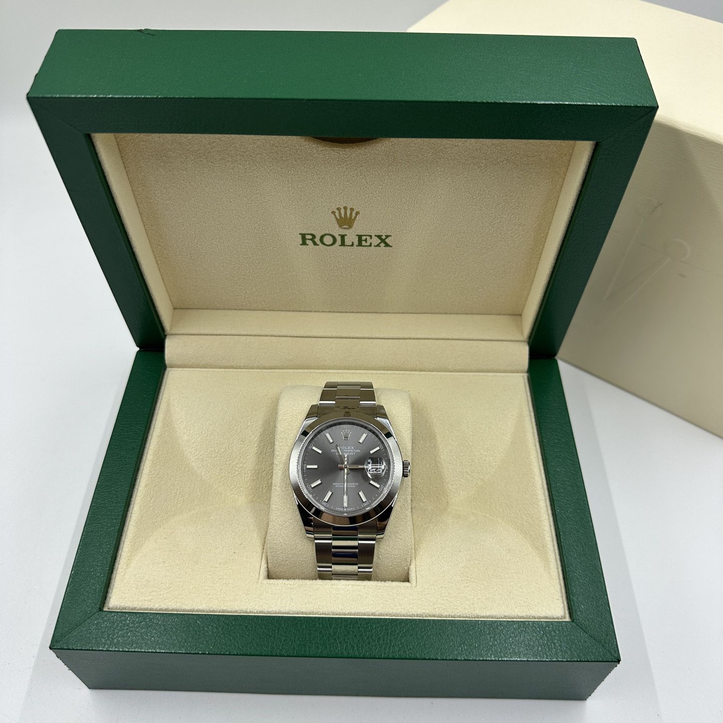 Rolex Datejust 41 126300 (2024) - Grijs wijzerplaat 41mm Staal (4/8)