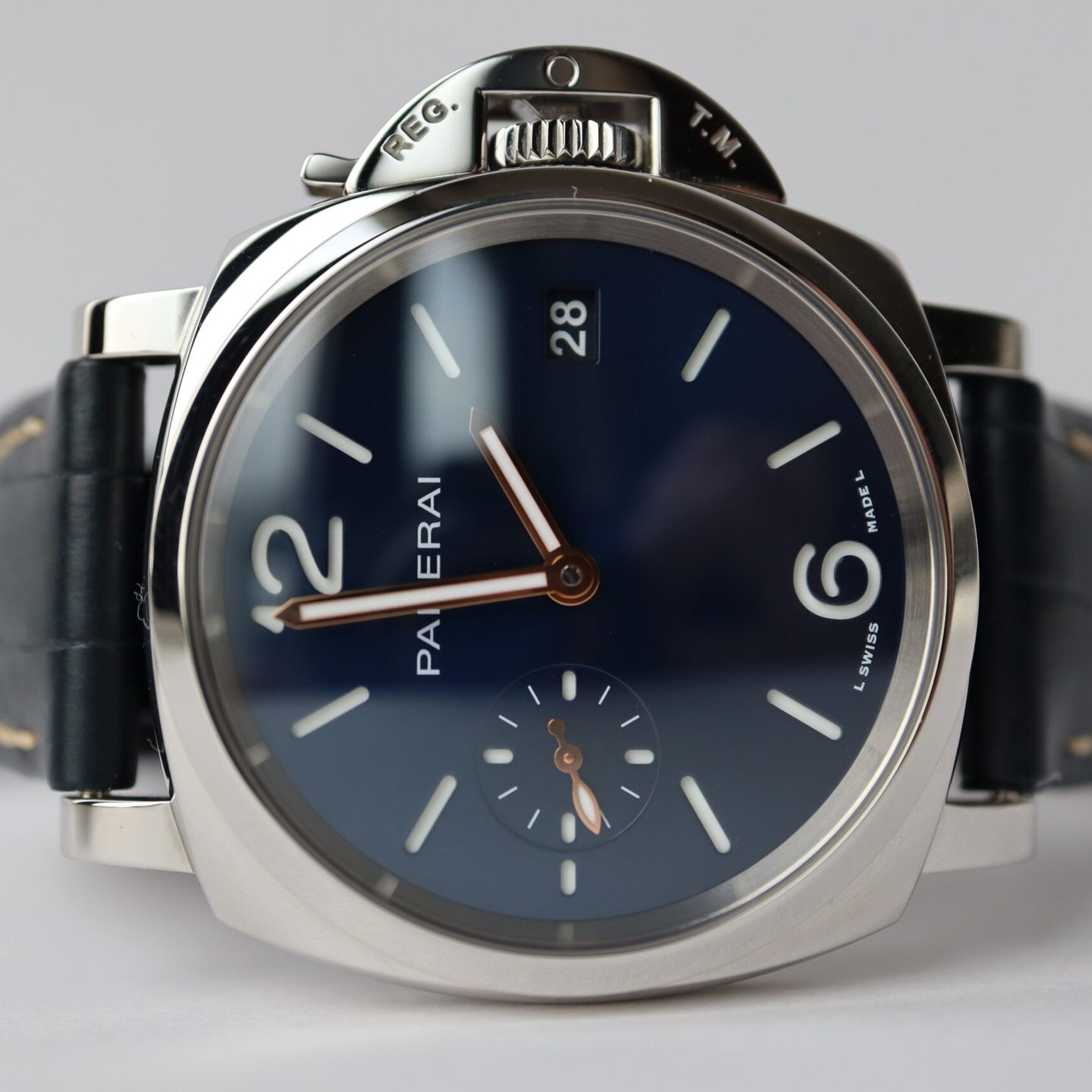 Panerai Luminor Due PAM01273 (2024) - Blauw wijzerplaat 38mm Staal (2/8)