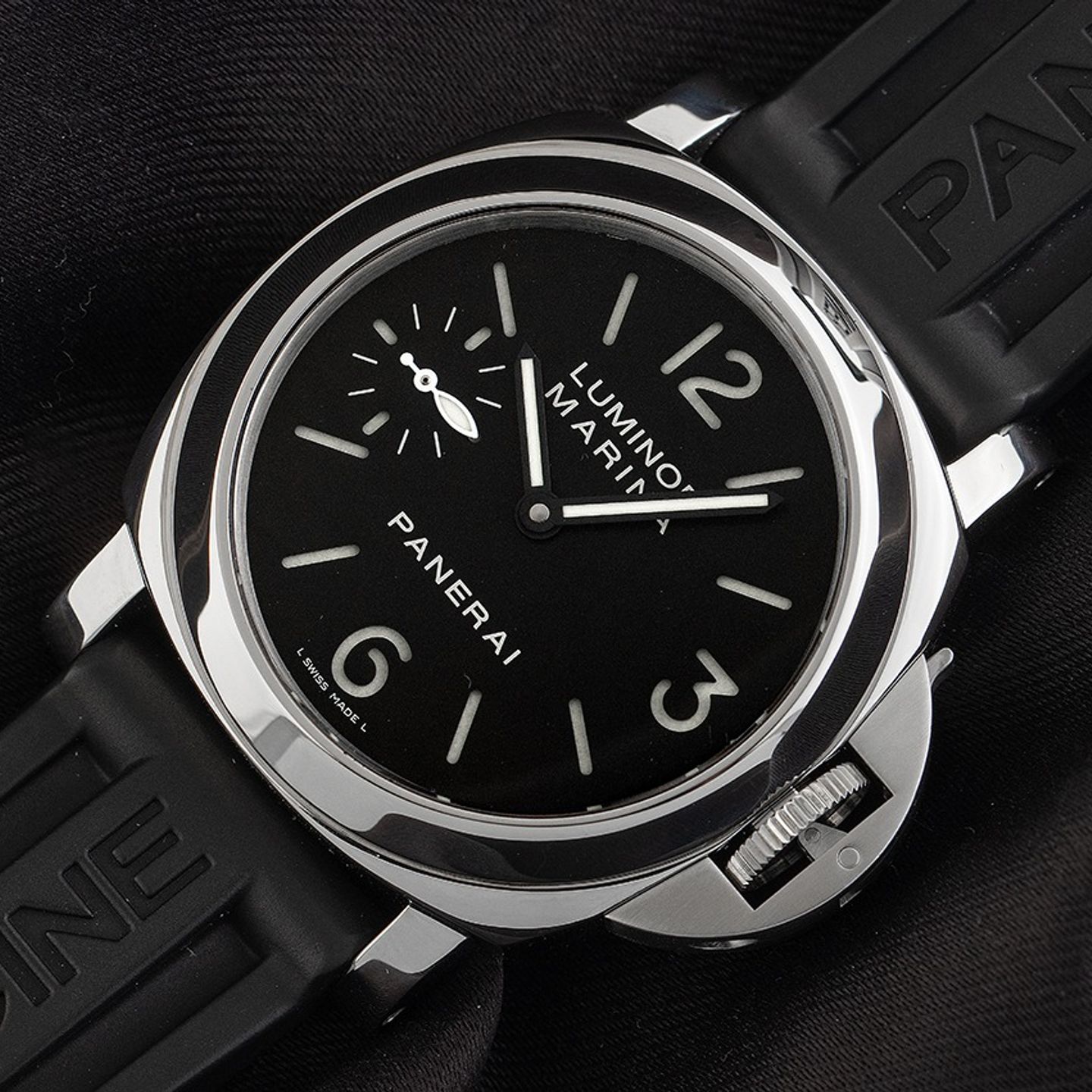 Panerai Luminor Marina PAM00111 (2013) - Black dial 44 mm Steel case (3/7)
