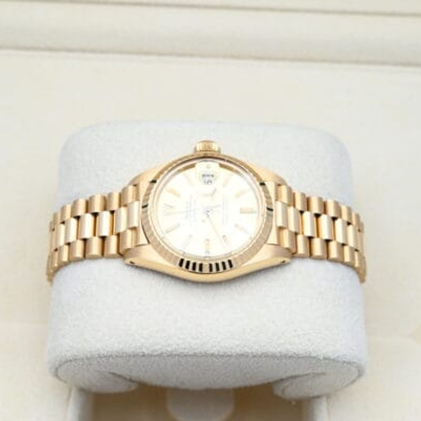 Rolex Lady-Datejust 6917 (1981) - Champagne dial 26 mm Yellow Gold case (3/7)