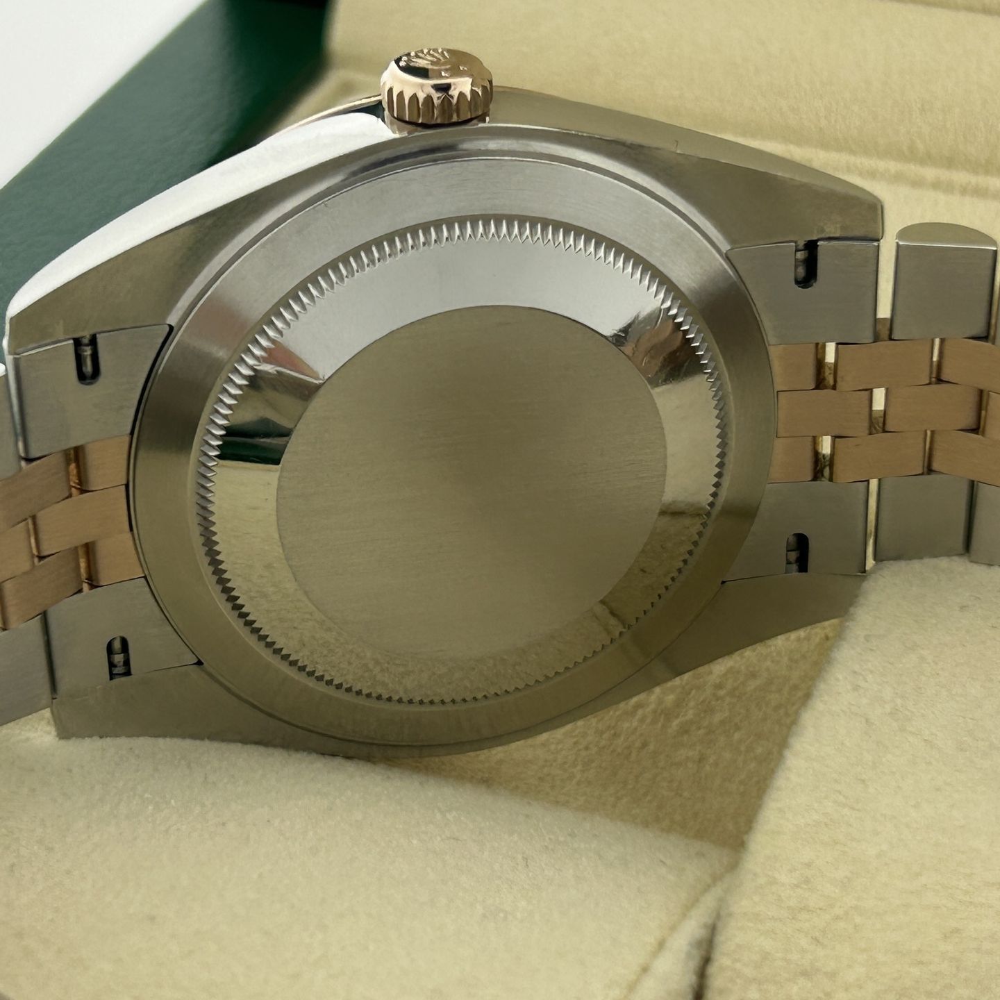 Rolex Datejust 41 126331 (2022) - Silver dial 41 mm Gold/Steel case (2/8)