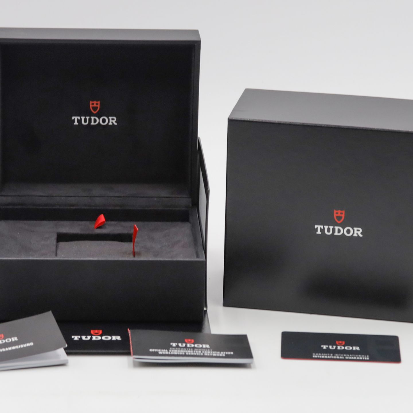 Tudor Royal 28600 - (8/8)