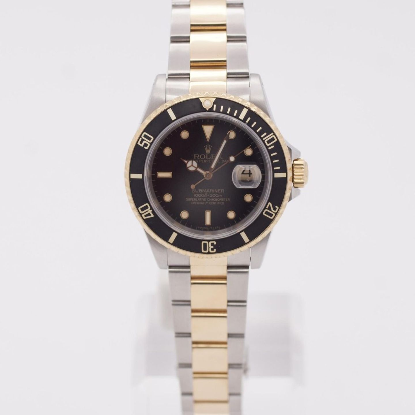 Rolex Submariner Date 116613 (1993) - Black dial 40 mm Gold/Steel case (2/8)