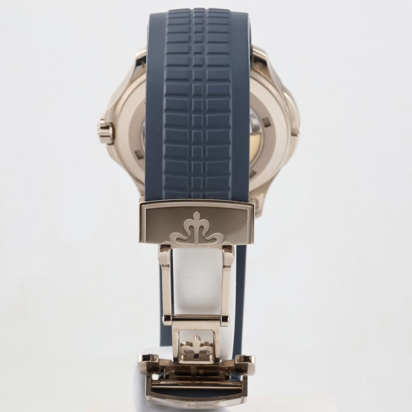 Patek Philippe Aquanaut 5164G-001 (2024) - Blue dial 40 mm White Gold case (6/8)